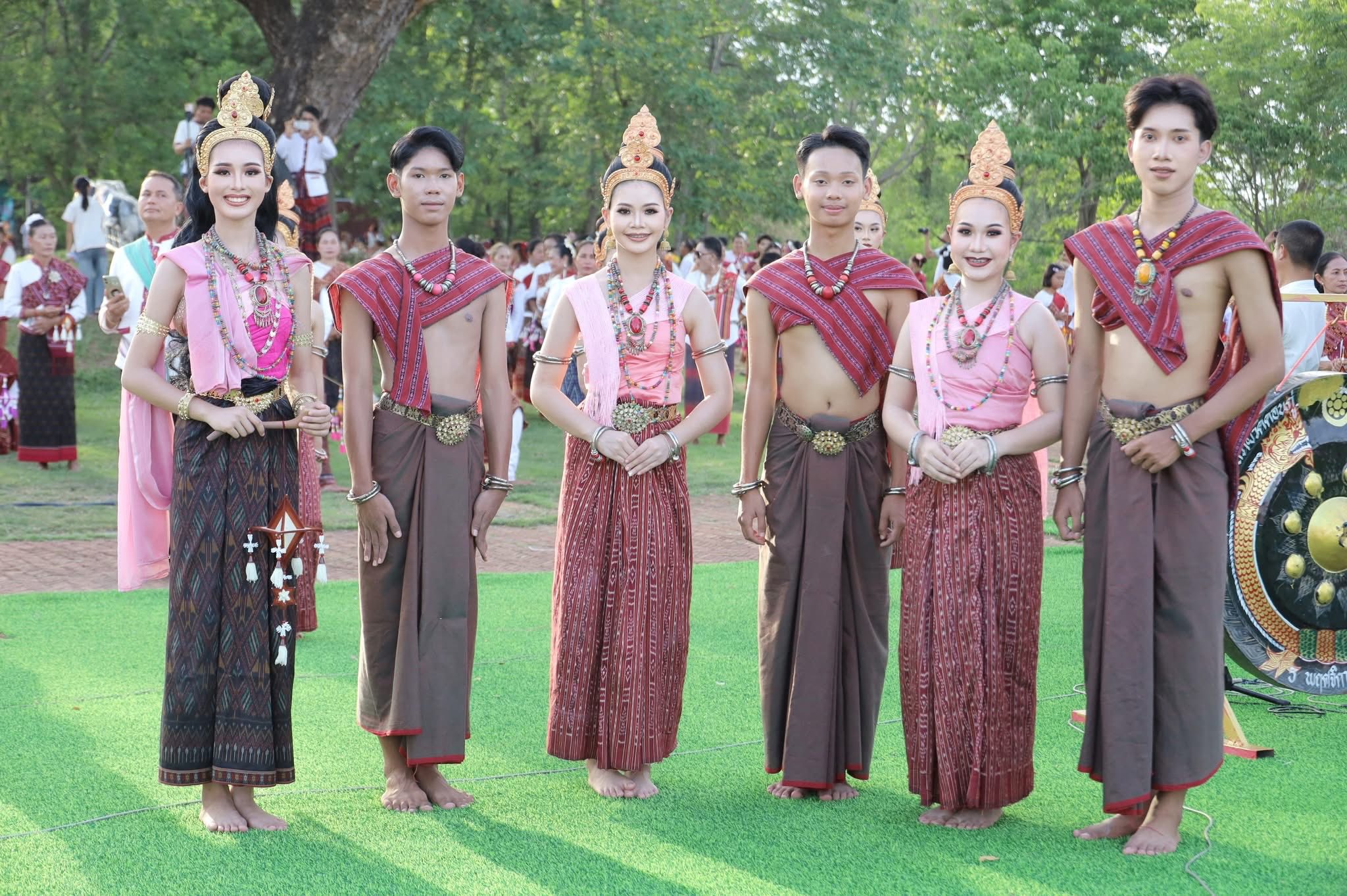 title - ส.ป.ก.กาฬสินธุ์ ร่วมพิธีเปิดงานเทศกาล “วิสาขปุณฺณมีปูชา” จังหวัดกาฬสินธุ์ ประจำปีงบประมาณ พ.ศ.2569