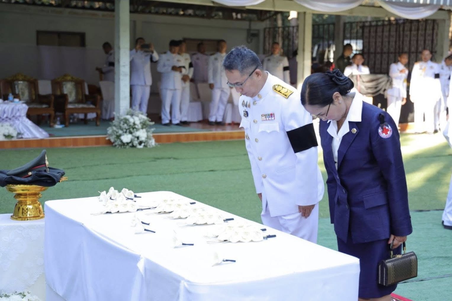 title - ส.ป.ก.กาฬสินธุ์ ร่วมพิธีการพระราชทานเพลิงศพ สิบเอก อภิสิทธิ์ บุนนาค นายสิบพยาบาล สังกัดกองพันทหารราบที่ 3 กรมทหารราบที่ 16 ณ เมรุวัดพุทธภาวัน บ้านสมสะอาด ตำบลสมสะอาด อำเภอกุฉินารายณ์ จังหวัดกาฬสินธุ์ ทหารกล้าผู้สละชีพเพื่อชาติในขณะปฏิบัติหน้าที่รักษาอาการบาดเจ็บของเพื่อนทหารในการสู้รบระหว่างไทย-กัมพูชา ที่สมรภูมิภูมะเขือ อำเภอกันทรลักษณ์ จังหวัดศรีสะเกษ