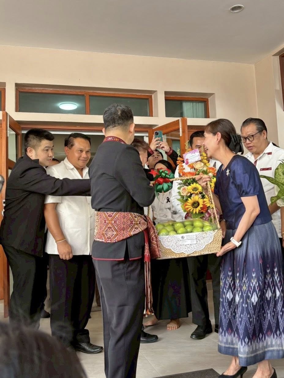 title - ส.ป.ก.กาฬสินธุ์ ร่วมพิธีเจริญพระพุทธมนต์ ทำบุญจวนผู้ว่าราชการจังหวัดกาฬสินธุ์ เพื่อความเป็นสิริมงคล สืบสานวัฒนธรรมประเพณีอันดีงาม และร่วมแสดงความยินดีกับผู้ว่าราชการจังหวัดกาฬสินธุ์