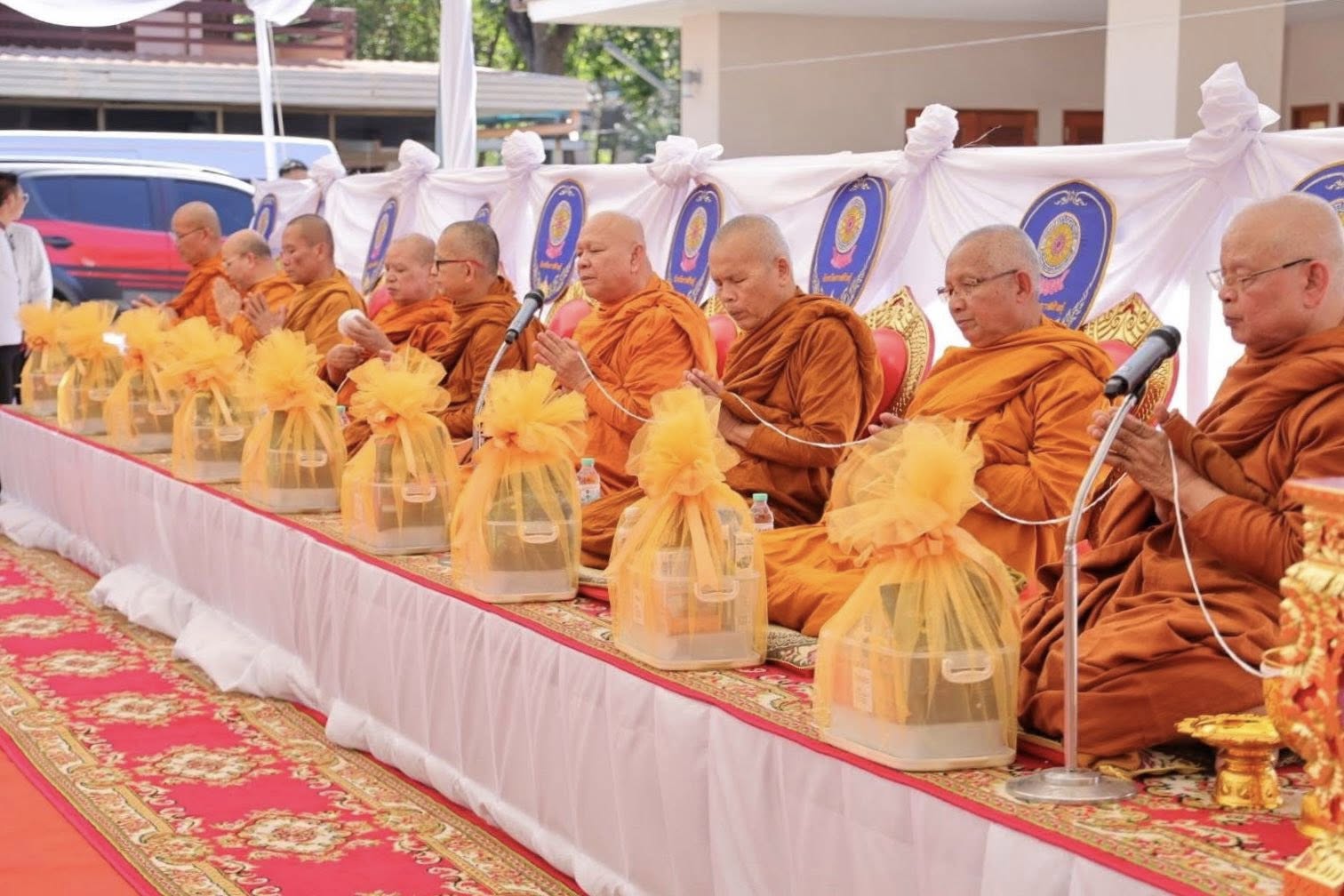 title - ส.ป.ก.กาฬสินธุ์ ร่วมพิธีเจริญพระพุทธมนต์ ทำบุญจวนผู้ว่าราชการจังหวัดกาฬสินธุ์ เพื่อความเป็นสิริมงคล สืบสานวัฒนธรรมประเพณีอันดีงาม และร่วมแสดงความยินดีกับผู้ว่าราชการจังหวัดกาฬสินธุ์