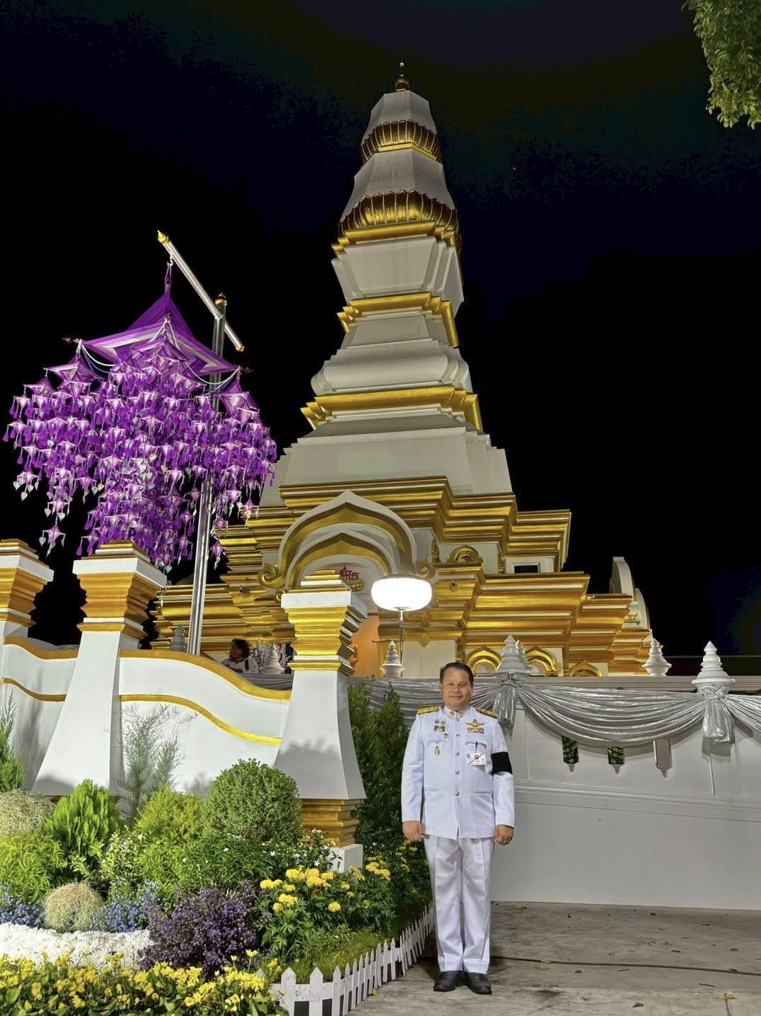title - ส.ป.ก.กาฬสินธุ์ ร่วมรับเสด็จพระบาทสมเด็จพระเจ้าอยู่หัว และสมเด็จพระนางเจ้าฯ พระบรมราชินี เสด็จพระราชดำเนินไปทรงประกอบพิธีตัดหวายลูกนิมิตพระอุโบสถ ณ วัดประชานิยม อำเภอเมืองกาฬสินธุ์ จังหวัดกาฬสินธุ์