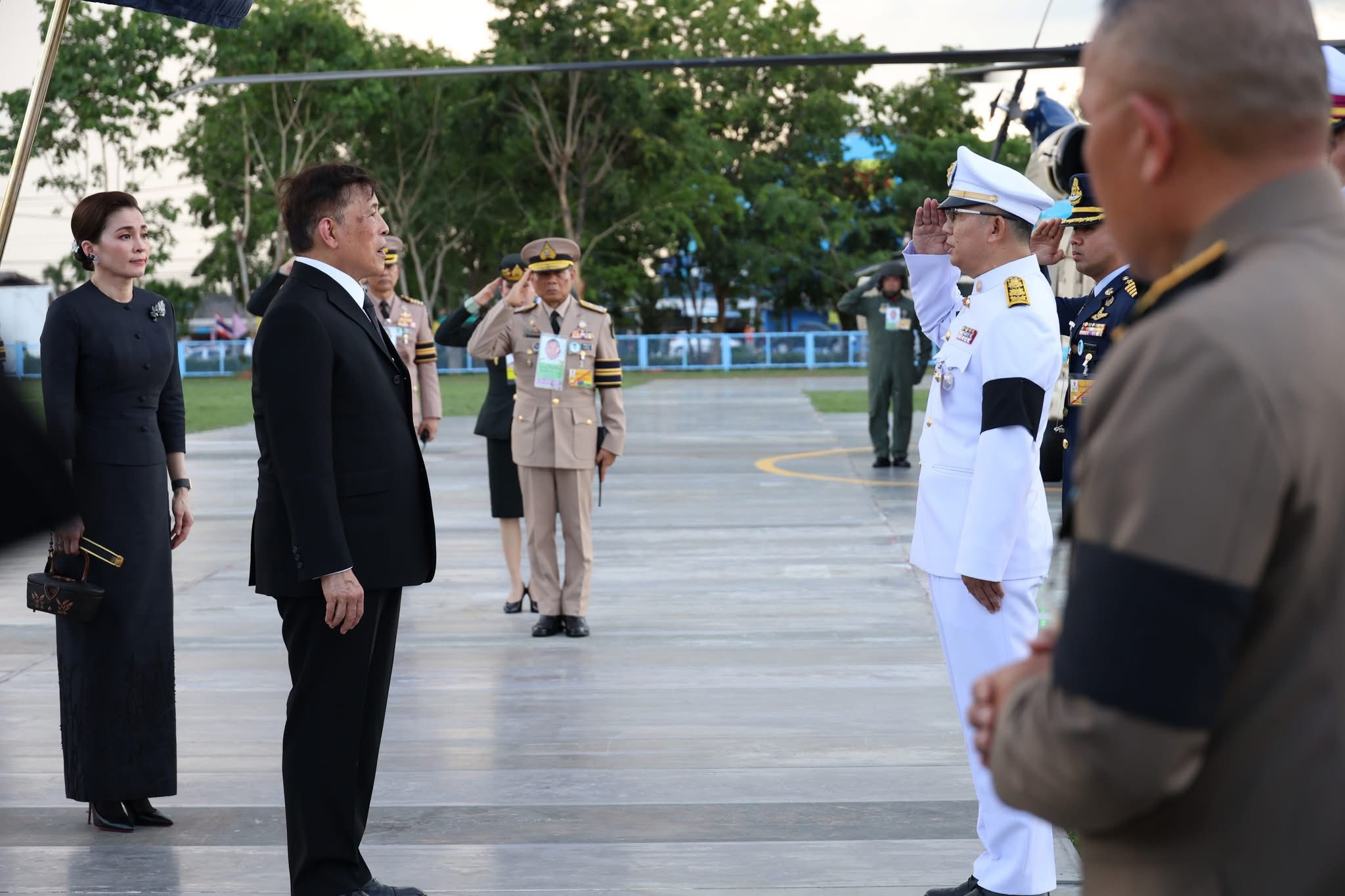 title - ส.ป.ก.กาฬสินธุ์ ร่วมรับเสด็จพระบาทสมเด็จพระเจ้าอยู่หัว และสมเด็จพระนางเจ้าฯ พระบรมราชินี เสด็จพระราชดำเนินไปทรงประกอบพิธีตัดหวายลูกนิมิตพระอุโบสถ ณ วัดประชานิยม อำเภอเมืองกาฬสินธุ์ จังหวัดกาฬสินธุ์