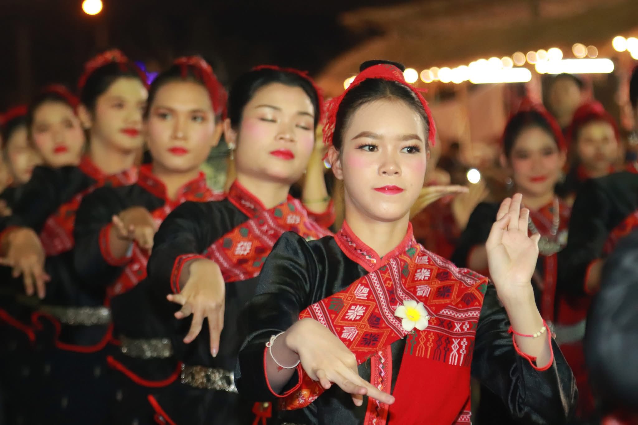 title - ส.ป.ก.กาฬสินธุ์​ ร่วมพิธีเปิด “งานผู้ไทนานาชาติ จังหวัดกาฬสินธุ์” ประจำปีงบประมาณ พ.ศ. 2569