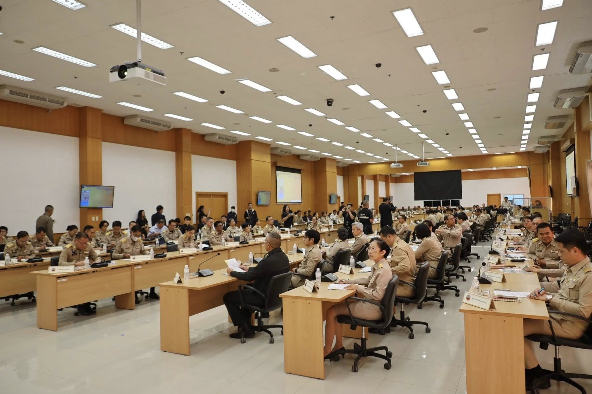 title - ส.ป.ก.กาฬสินธุ์ ร่วมการประชุม “คณะกรมการจังหวัด และหัวหน้าส่วนราชการจังหวัดกาฬสินธุ์“ ครั้งที่ 12/2568