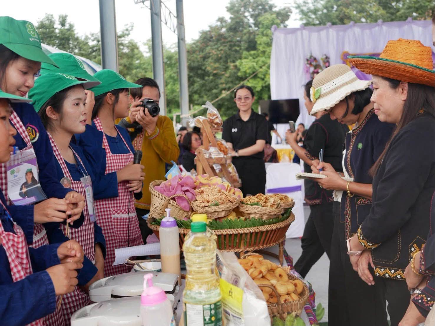 title - ส.ป.ก.กาฬสสินธุ์ ร่วมให้การต้อนรับคณะกรรมการตรวจประเมินและคัดเลือกเกษตรกร บุคคลทางการเกษตร และสถาบันเกษตรกรดีเด่นระดับประเทศ ประจำปี 2569
