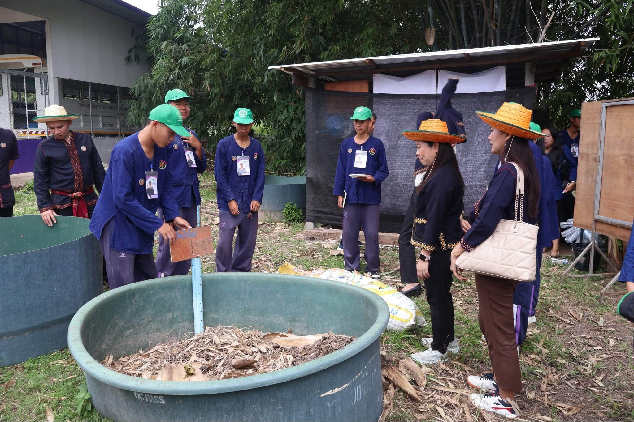 title - ส.ป.ก.กาฬสสินธุ์ ร่วมให้การต้อนรับคณะกรรมการตรวจประเมินและคัดเลือกเกษตรกร บุคคลทางการเกษตร และสถาบันเกษตรกรดีเด่นระดับประเทศ ประจำปี 2569