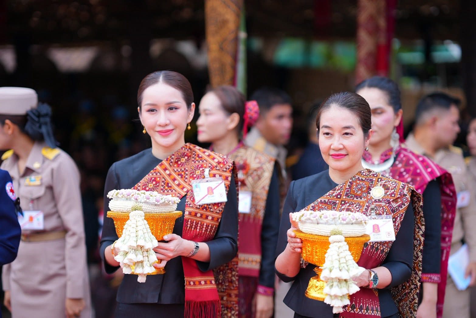 title - ส.ป.ก.กาฬสินธุ์ ร่วมรับเสด็จสมเด็จพระเจ้าลูกเธอ เจ้าฟ้าสิริวัณณวรี นารีรัตนราชกัญญา เสด็จทอดพระเนตรนิทรรศการ และการจัดแสดงผลงานภูมิปัญญาผ้าไทย และงานหัตถกรรมชุมชน ณ สหกรณ์ศูนย์ศิลปาชีพทอผ้าไหมแพรวา บ้านโพน กาฬสินธุ์ จำกัด ตำบลบ้านโพน อำเภอคำม่วง จังหวัดกาฬสินธุ์