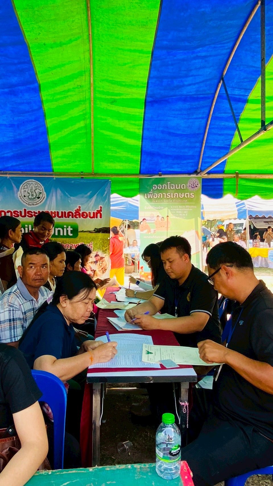 title - ส.ป.ก.กาฬสินธุ์ เข้าร่วมโครงการหน่วยแพทย์เคลื่อนที่ พอ.สว. และโครงการจังหวัดกาฬสินธุ์ บำบัดทุกข์ บำรุงสุข สร้างรอยยิ้มให้ประชาชน ออกไปให้บริการประชาชน ณ โรงเรียนกุดจิกวิทยาคาร บ้านกุดจิก หมู่ที่ 3 ตำบลกุดจิก อำเภอท่าคันโท จังหวัดกาฬสินธุ์