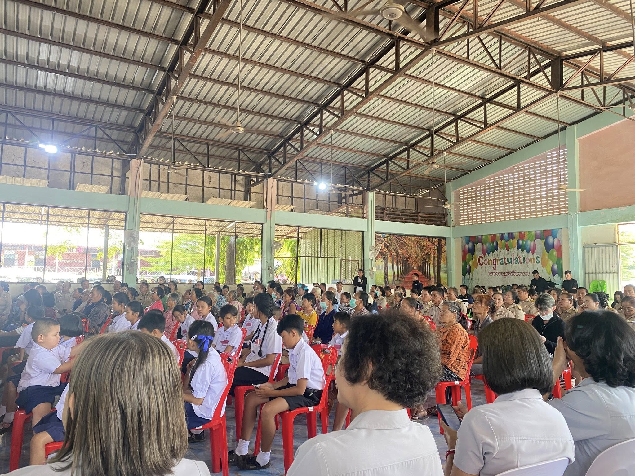 title - ส.ป.ก.กาฬสินธุ์ เข้าร่วมโครงการหน่วยแพทย์เคลื่อนที่ พอ.สว. และโครงการจังหวัดกาฬสินธุ์ บำบัดทุกข์ บำรุงสุข สร้างรอยยิ้มให้ประชาชน ออกไปให้บริการประชาชน ณ โรงเรียนกุดจิกวิทยาคาร บ้านกุดจิก หมู่ที่ 3 ตำบลกุดจิก อำเภอท่าคันโท จังหวัดกาฬสินธุ์