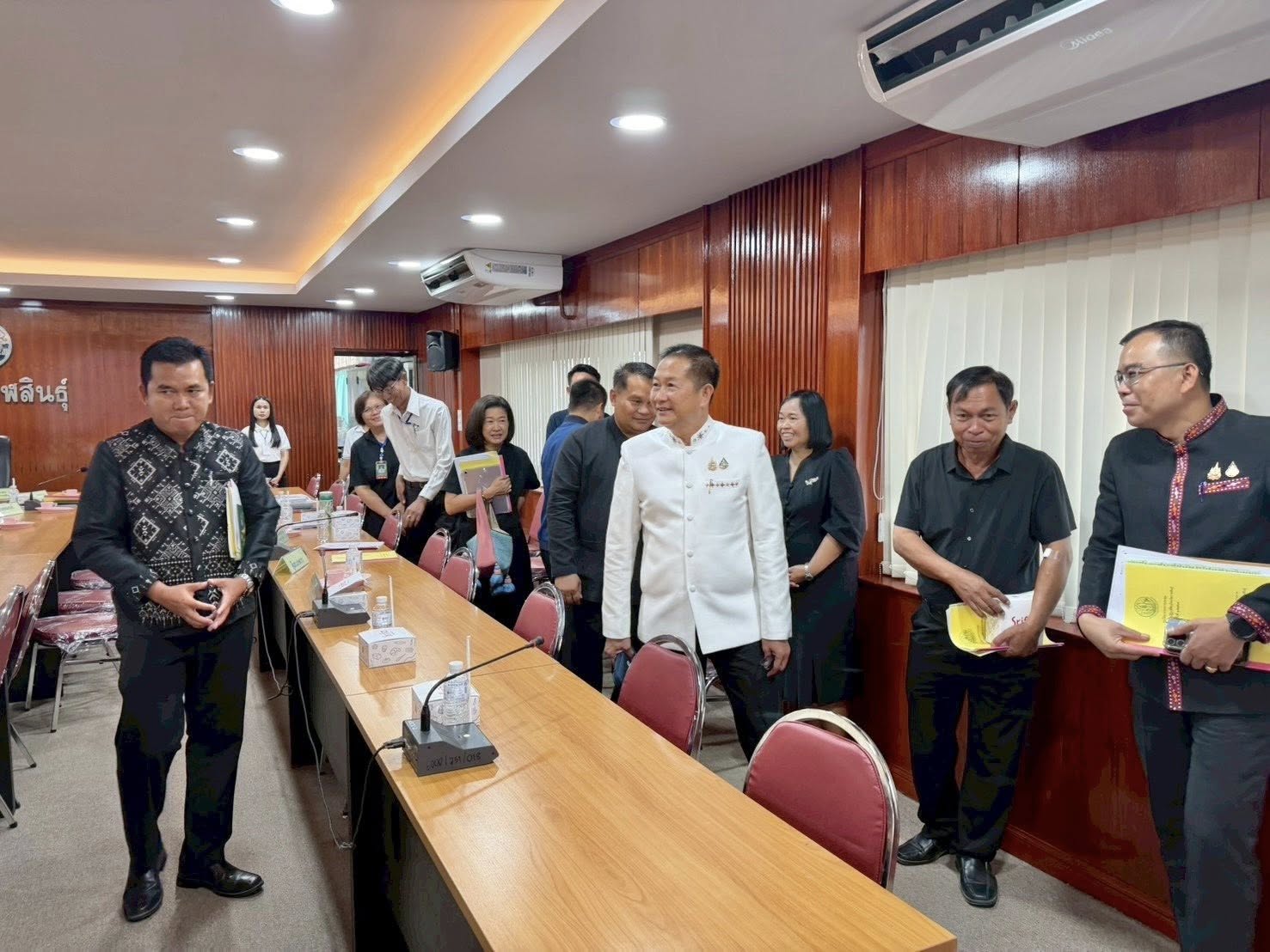 title - ส.ป.ก.กาฬสินธุ์ จัดประชุมคณะกรรมการปฏิรูปที่ดินจังหวัดกาฬสินธุ์ ครั้งที่ 1/2569 ณ ห้องประชุมสำนักงานการปฏิรูปที่ดินจังหวัดกาฬสินธุ์ (ชั้น 2)