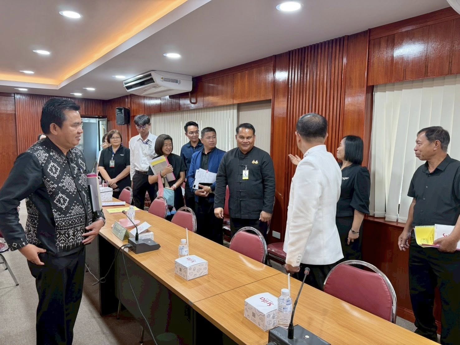 title - ส.ป.ก.กาฬสินธุ์ จัดประชุมคณะกรรมการปฏิรูปที่ดินจังหวัดกาฬสินธุ์ ครั้งที่ 1/2569 ณ ห้องประชุมสำนักงานการปฏิรูปที่ดินจังหวัดกาฬสินธุ์ (ชั้น 2)