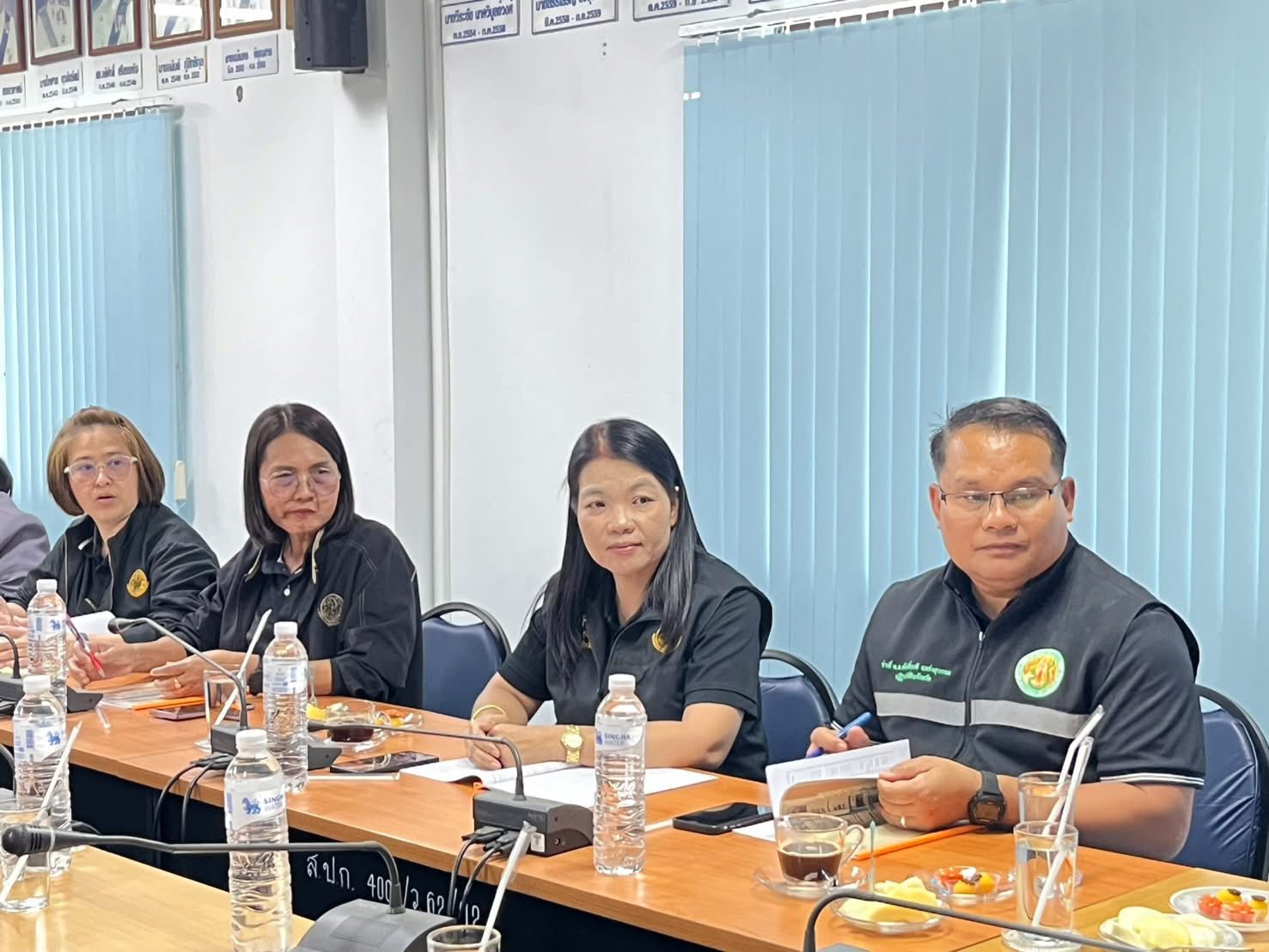 title - ส.ป.ก.กาฬสินธุ์ ร่วมการประชุมและลงพื้นที่ในเขตปฏิรูปที่ดินจังหวัดร้อยเอ็ด และจังหวัดยโสธร ในการตรวจราชการและประชุมติดตามการดำเนินงานตามแผนงานและงบประมาณ ปี 2569 ของนายเศรษฐเกียรติ กระจ่างวงษ์ เลขาธิการ ส.ป.ก.