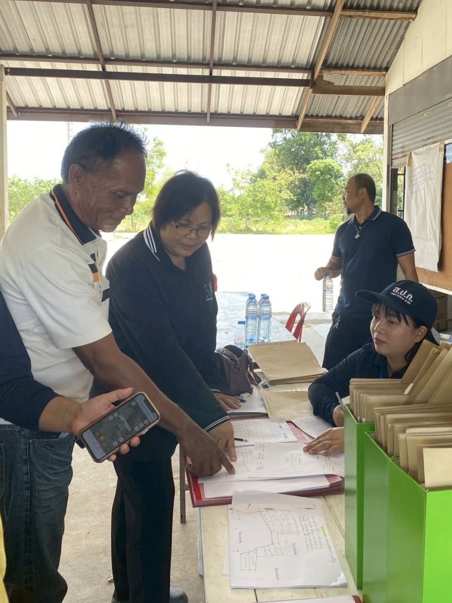 title - ส.ป.ก.กาฬสินธุ์ ร่วมลงพื้นที่ในที่ดินเอกชนอำเภอกุฉินารายณ์ เพื่อประชุมชี้แจง สร้างการรับรู้ และทำความเข้าใจเกี่ยวกับการทำสัญญาเช่าที่ดินเอกชน การพัฒนาพื้นที่เอกชน และการพัฒนาเกษตรกรของ ส.ป.ก.ให้แก่เกษตรกรผู้ที่ได้รับการจัดที่ดินเอกชน