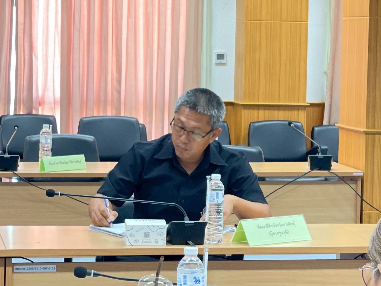 title - ส.ป.ก.กาฬสินธุ์ ร่วมการประชุมคณะอนุกรรมการป้องกันและปราบปรามการตัดไม้ทำลายป่าจังหวัดกาฬสินธุ์ (คปป.จังหวัด) ครั้งที่ 1/2569 ณ ห้องประชุมฟ้าแดดสงยาง ชั้น 2 ศาลากลางจังหวัดกาฬสินธุ์