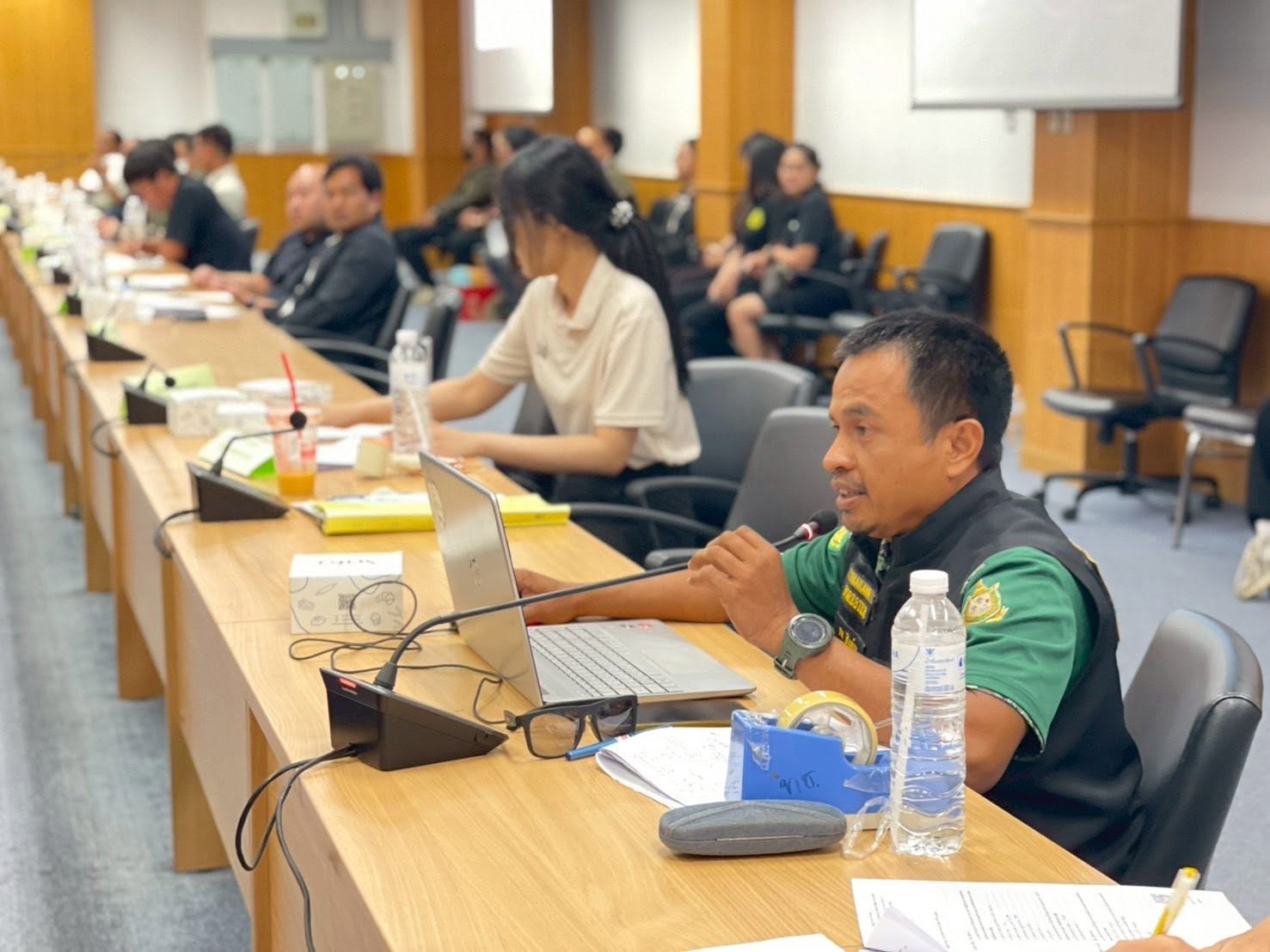 title - ส.ป.ก.กาฬสินธุ์ ร่วมการประชุมคณะอนุกรรมการป้องกันและปราบปรามการตัดไม้ทำลายป่าจังหวัดกาฬสินธุ์ (คปป.จังหวัด) ครั้งที่ 1/2569 ณ ห้องประชุมฟ้าแดดสงยาง ชั้น 2 ศาลากลางจังหวัดกาฬสินธุ์