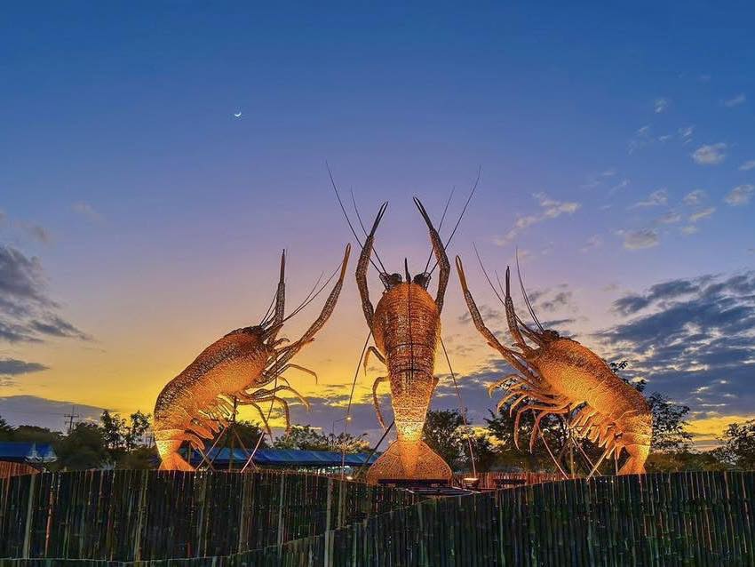 title - ส.ป.ก.กาฬสินธุ์ ร่วมเปิดงานโครงการมหกรรมกุ้งก้ามกรามกาฬสินธุ์ ณ บริเวณสวนสาธารณะเกาะมหาราช (สะพานเทพสุดา) ตำบลหนองบัว อำเภอหนองกุงศรี