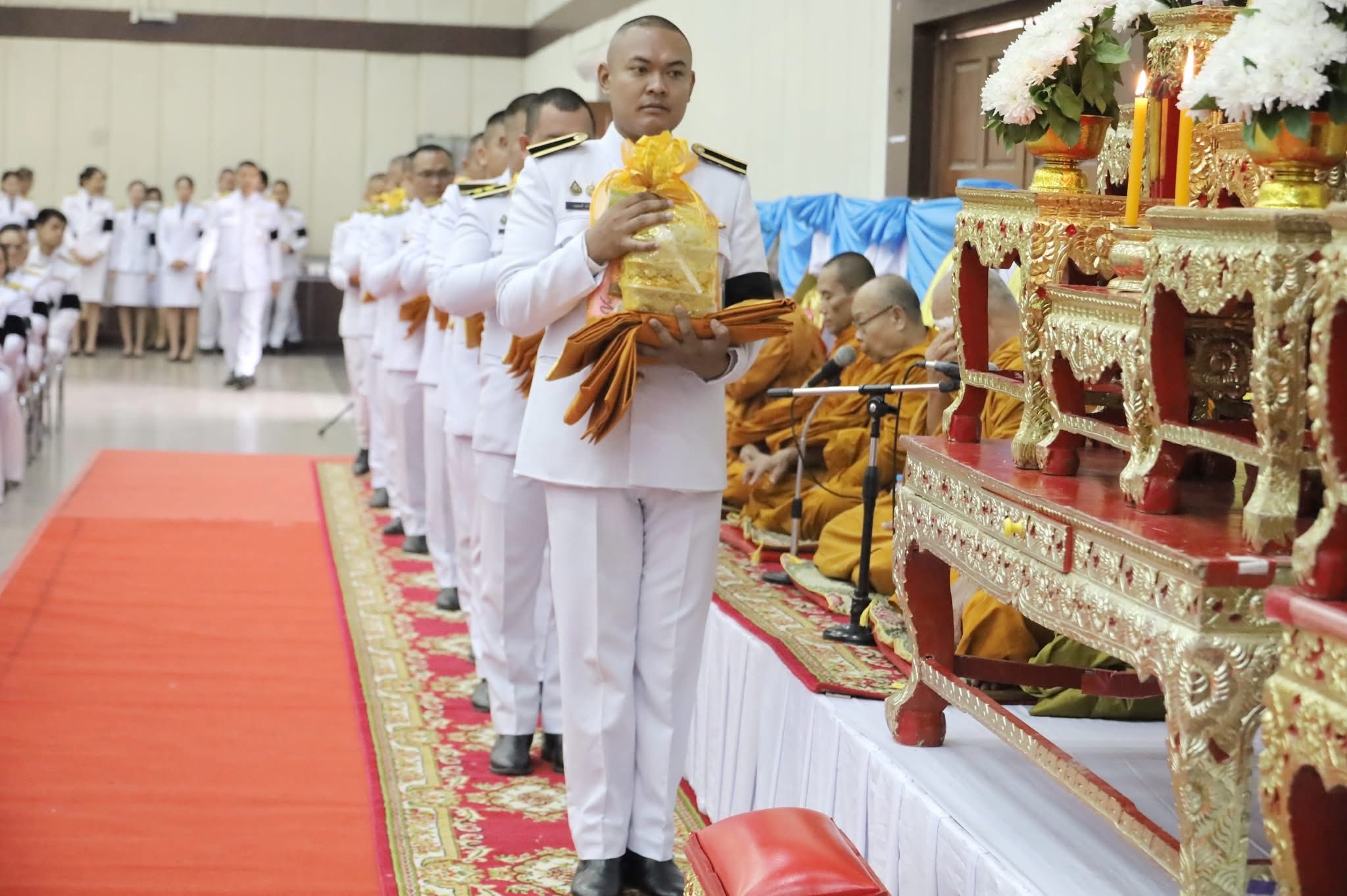 title - ส.ป.ก.กาฬสินธุ์ ร่วมพิธีถวายพระพรชัยมงคล พิธีเจริญพระพุทธมนต์ และทำบุญตักบาตร เนื่องในวันคล้ายวันประสูติสมเด็จพระเจ้าลูกยาเธอ เจ้าฟ้าทีปังกรรัศมีโชติ มหาวชิโรตตมางกูร สิริวิบูลยราชกุมาร