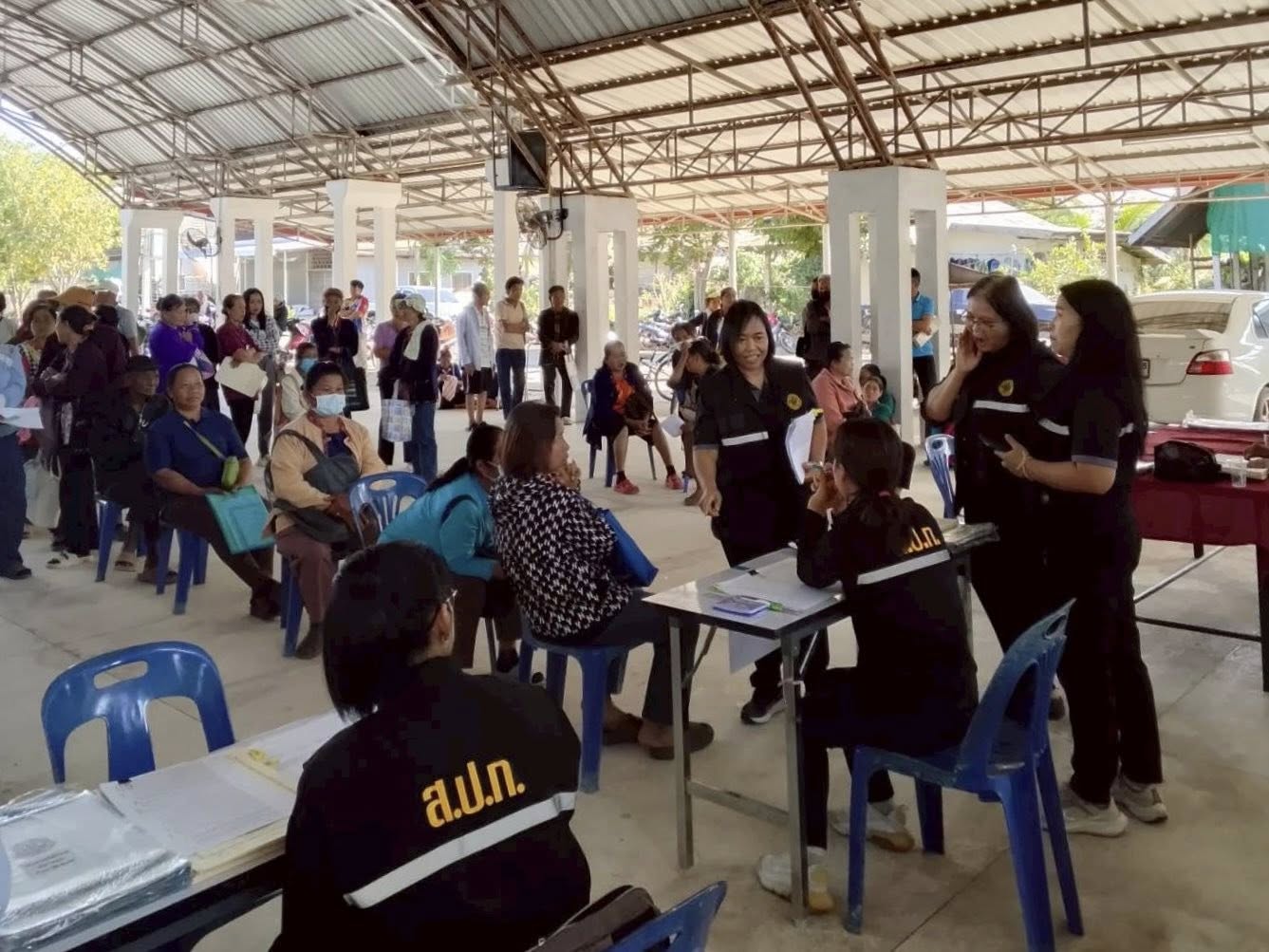 title - ส.ป.ก.กาฬสินธุ์ จัดหน่วยบริการประชาชนเคลื่อนที่ ส่งความสุข มอบโฉนดเพื่อการเกษตร เนื่องในเดือนแห่งความรัก “Valentine’s Day”