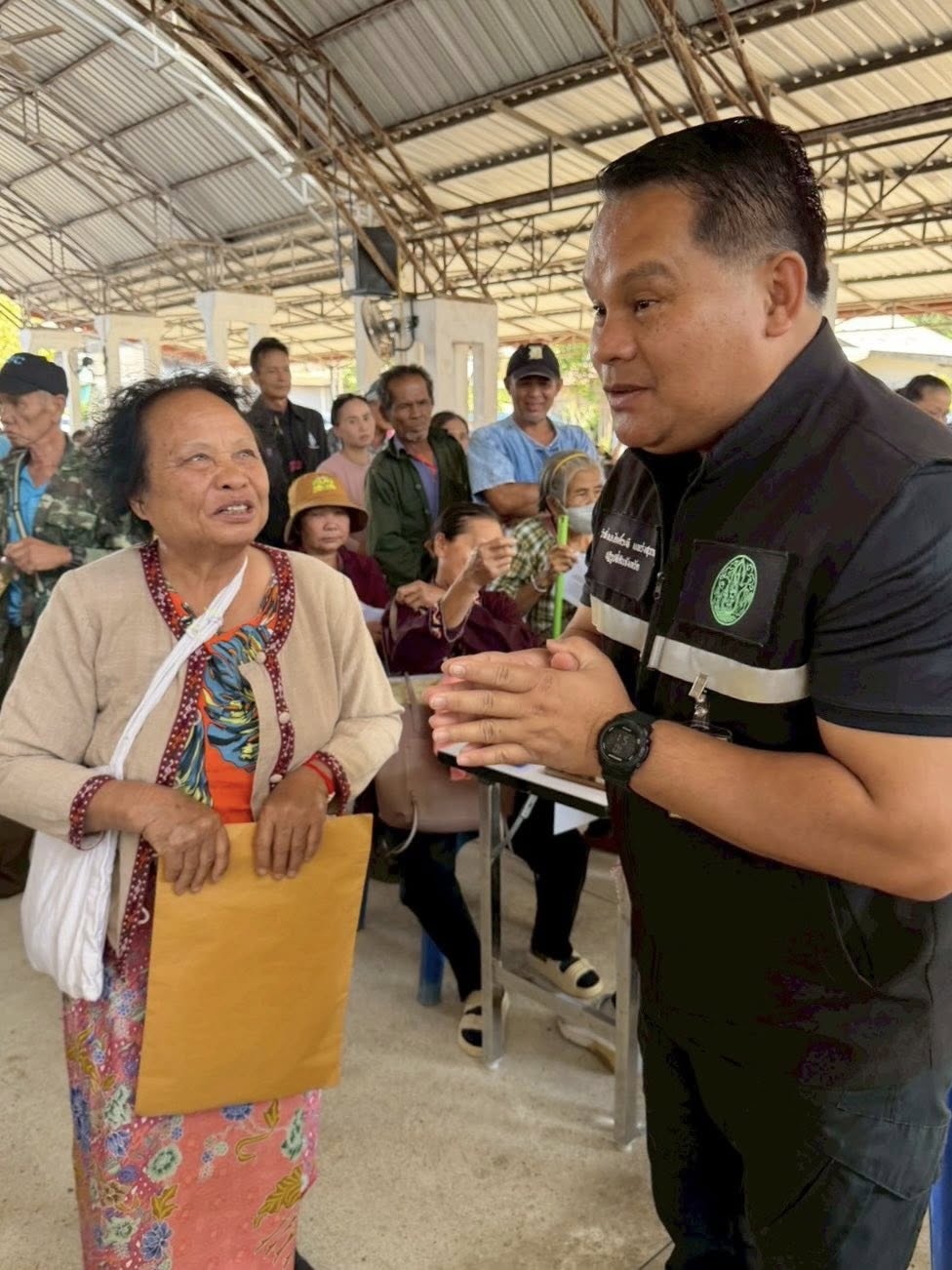 title - ส.ป.ก.กาฬสินธุ์ จัดหน่วยบริการประชาชนเคลื่อนที่ ส่งความสุข มอบโฉนดเพื่อการเกษตร เนื่องในเดือนแห่งความรัก “Valentine’s Day”