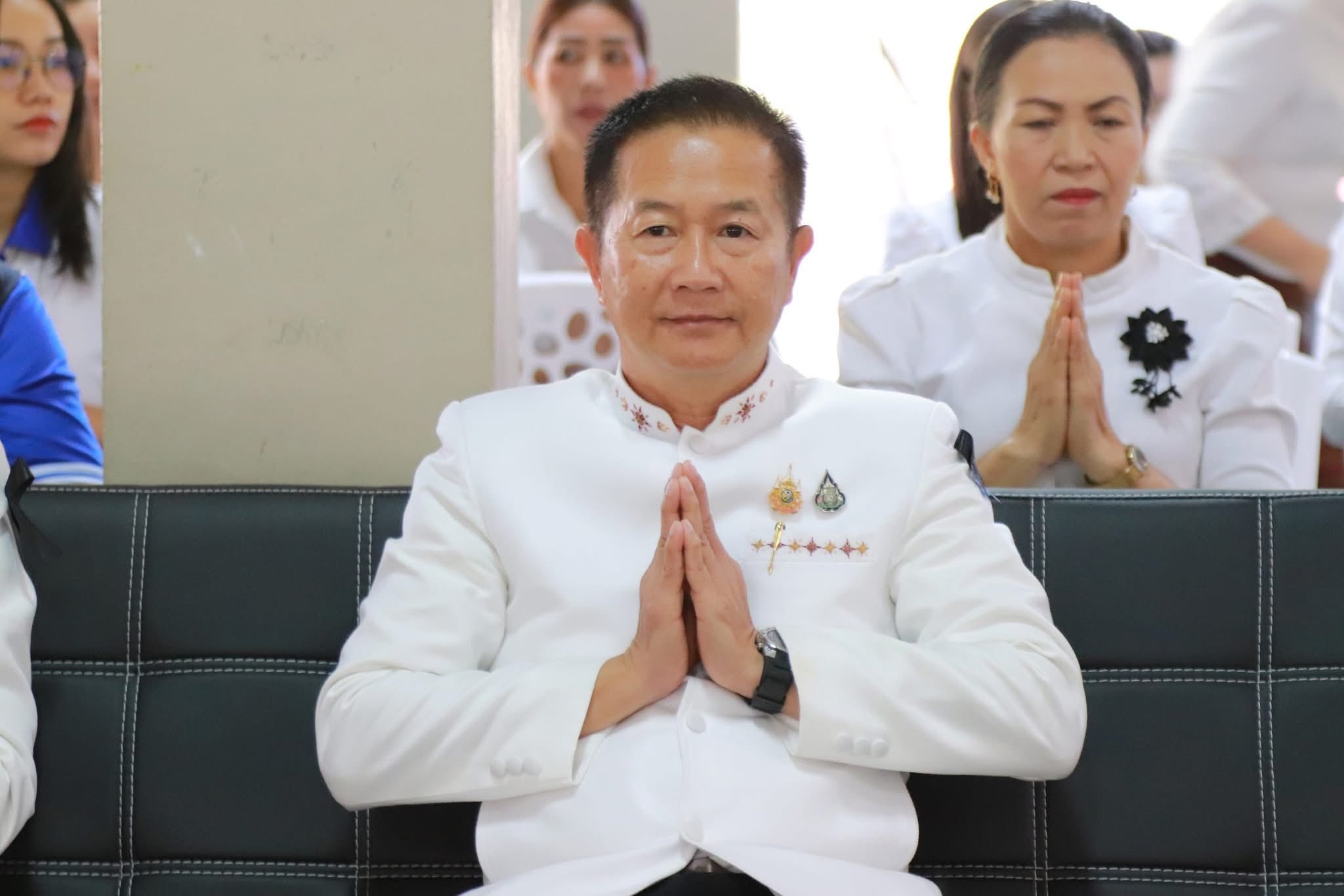 title - ส.ป.ก.กาฬสินธุ์ ร่วมพิธีทำบุญตักบาตร ภายในงานปฏิบัติธรรมจังหวัดกาฬสินธุ์ ประจำปี 2568 ณ พุทธมณฑลจังหวัดกาฬสินธุ์ (แก่งดอนกลาง) อำเภอเมืองกาฬสินธุ์ จังหวัดกาฬสินธุ์