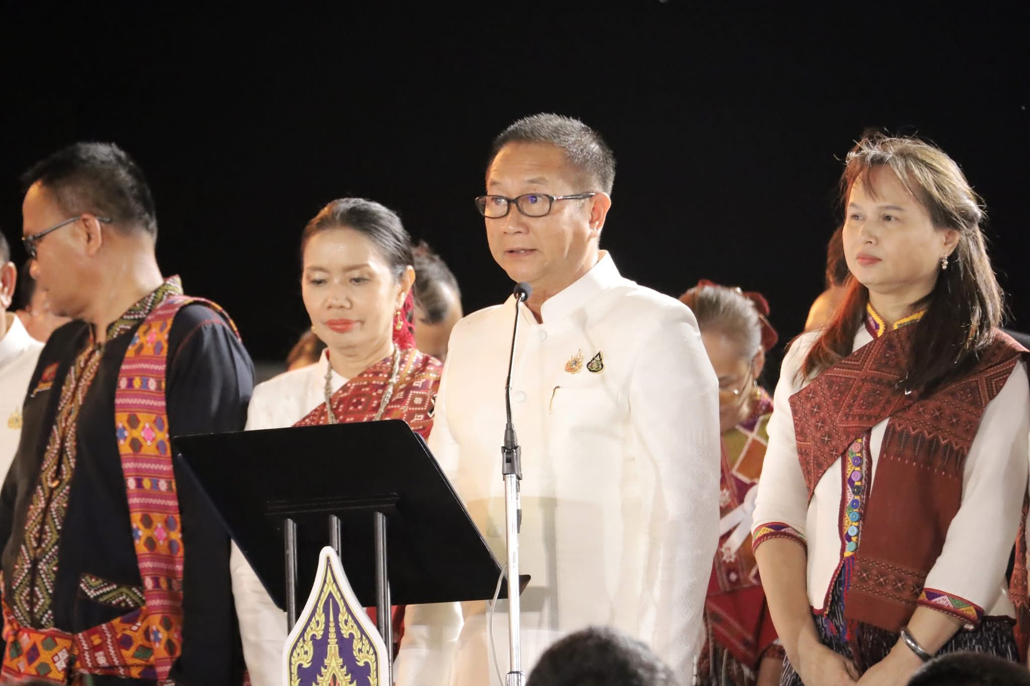 title - ส.ป.ก.กาฬสินธุ์ ร่วมพิธีเปิดงาน “มหกรรมโปงลาง แพรวา และงานกาชาด จังหวัดกาฬสินธุ์” ประจำปี 2569 ณ เวทีกลางบริเวณสนามหน้าศาลากลางจังหวัดกาฬสินธุ์ ศูนย์ราชการจังหวัดกาฬสินธุ์