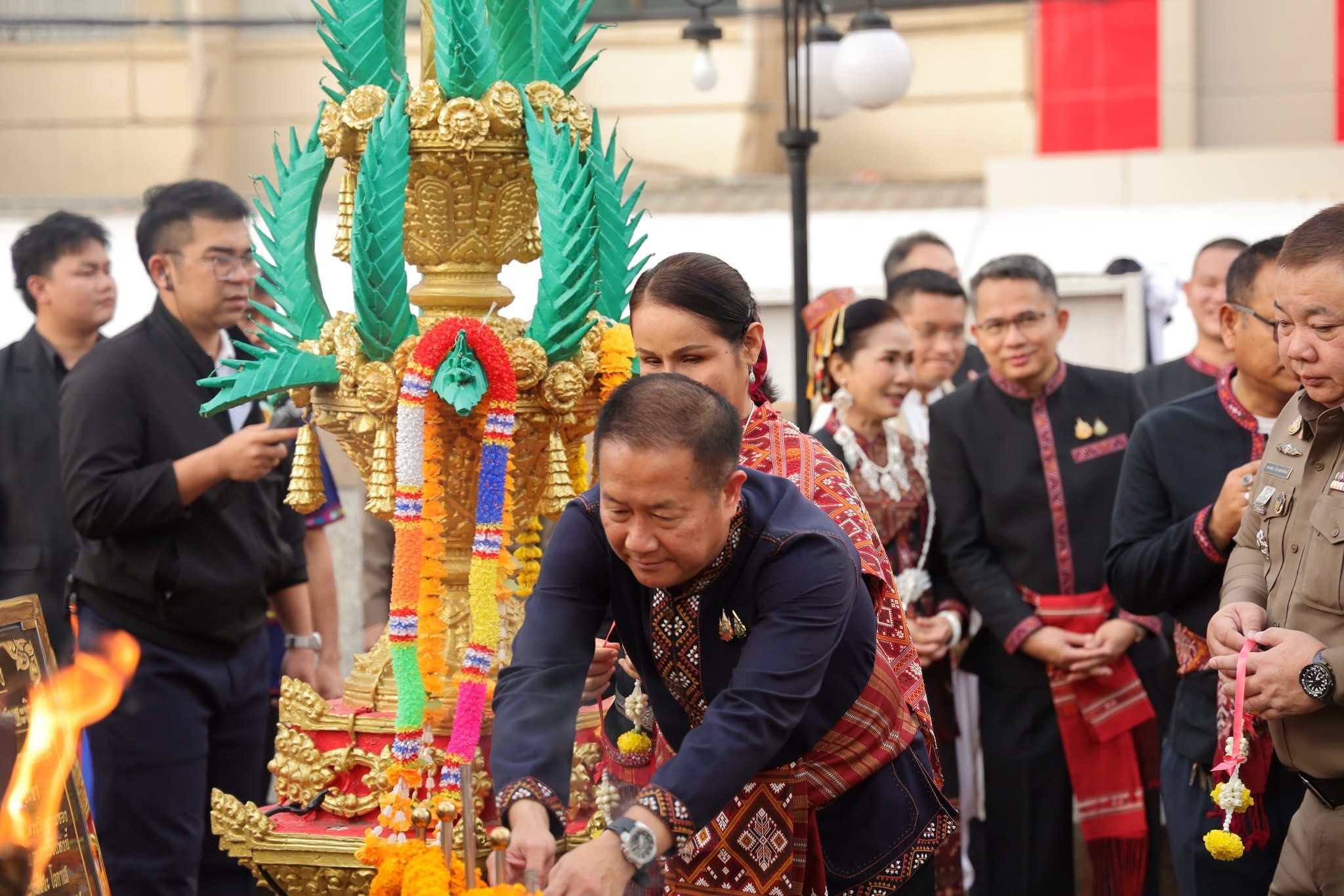 title - ส.ป.ก.กาฬสินธุ์ ร่วมพิธีบวงสรวงอนุสาวรีย์พระยาชัยสุนทร เนื่องในงาน 