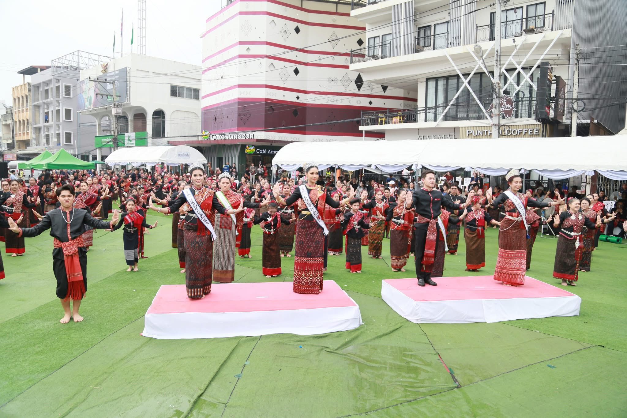 title - ส.ป.ก.กาฬสินธุ์ ร่วมพิธีบวงสรวงอนุสาวรีย์พระยาชัยสุนทร เนื่องในงาน 