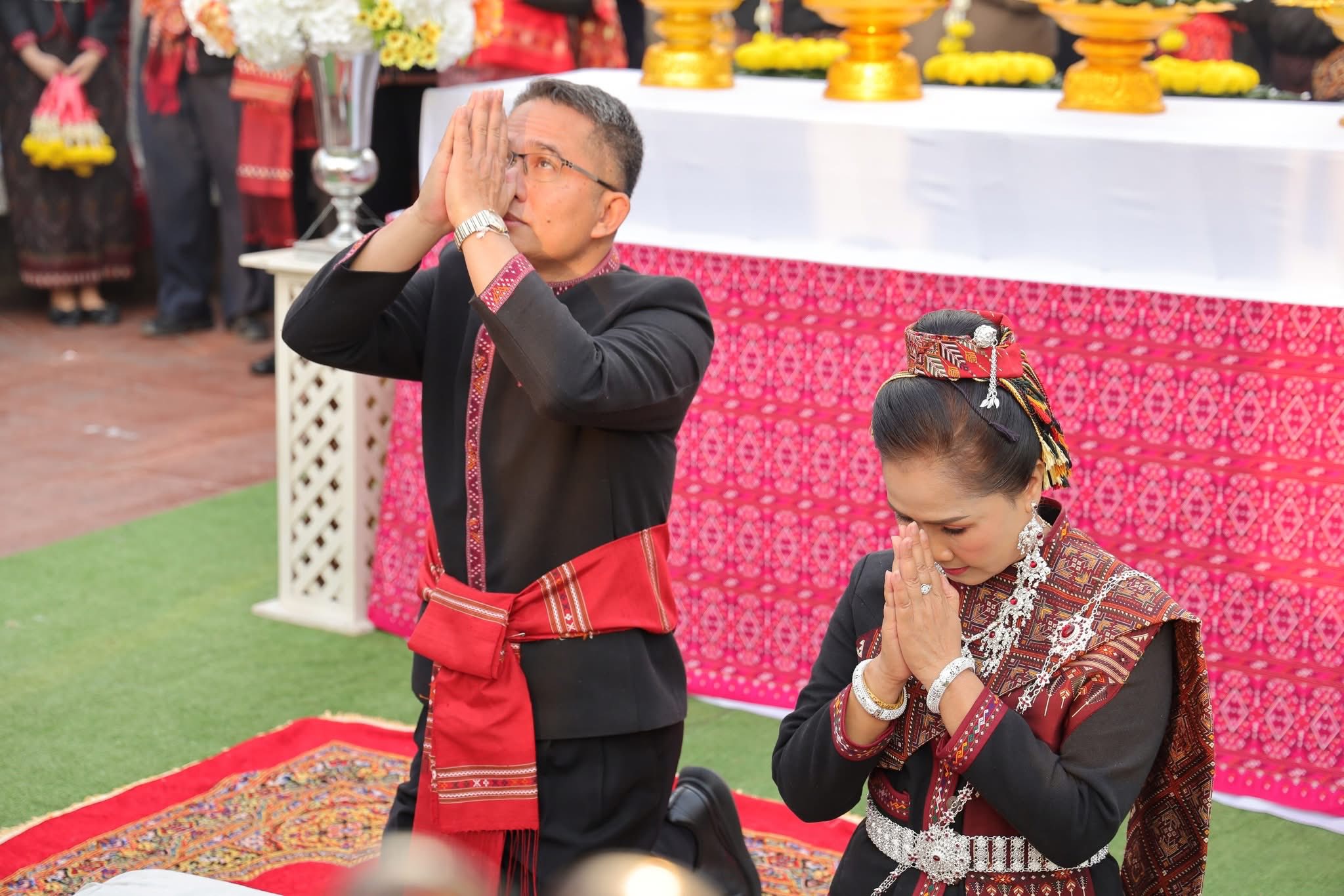 title - ส.ป.ก.กาฬสินธุ์ ร่วมพิธีบวงสรวงอนุสาวรีย์พระยาชัยสุนทร เนื่องในงาน 