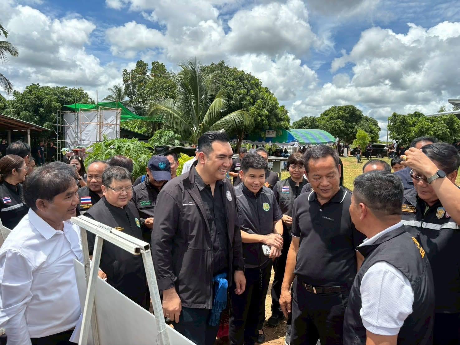 title - ส.ป.ก.กาฬสินธุ์ ร่วมลงพื้นที่จังหวัดสกลนคร เพื่อรับมอบนโยบายจากผู้บริหารกระทรวงเกษตรและสหกรณ์ ในการเดินทางมาตรวจราชการของนายวัชระพล ขาวขำ รัฐมนตรีช่วยว่าการกระทรวงเกษตรและสหกรณ์ ในพื้นที่จังหวัดสกลนคร