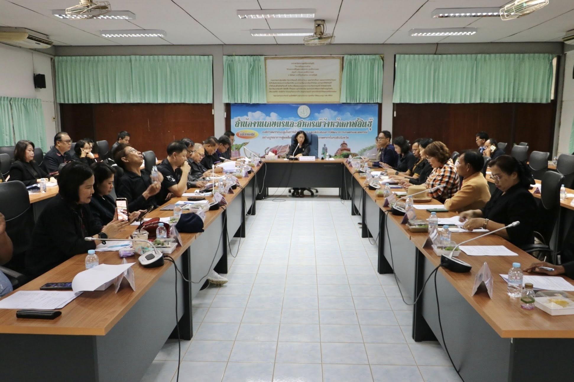 title - ส.ป.ก.กาฬสินธุ์ เข้าร่วมการประชุมเตรียมความพร้อมการลงพื้นที่ตรวจราชการของรัฐมนตรีช่วยว่าการกระทรวงเกษตรและสหกรณ์ (นายวัชระพล ขาวขำ) พร้อมคณะ ณ ห้องประชุมสำนักงานเกษตรและสหกรณ์จังหวัดกาฬสินธุ์