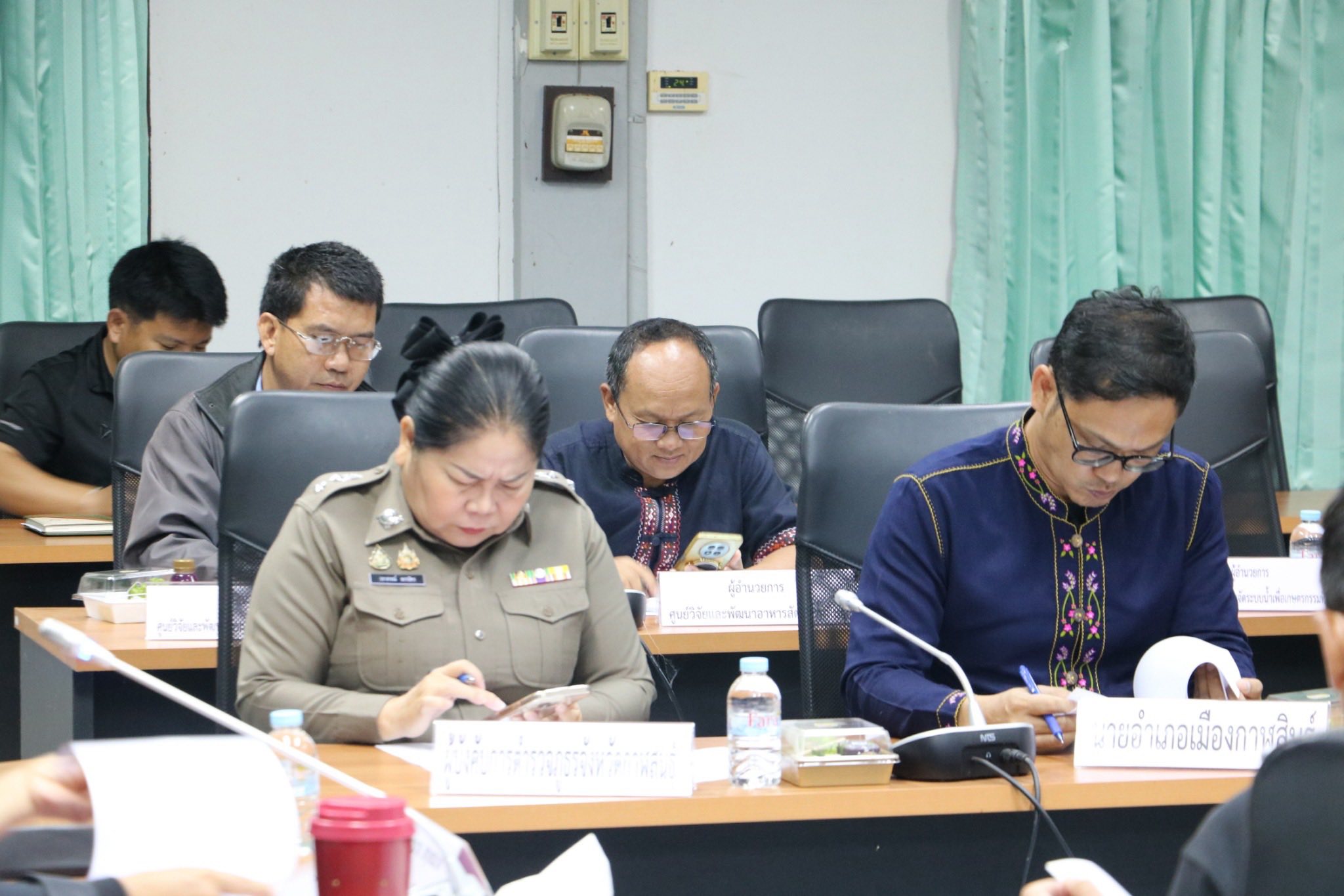 title - ส.ป.ก.กาฬสินธุ์ เข้าร่วมการประชุมเตรียมความพร้อมการลงพื้นที่ตรวจราชการของรัฐมนตรีช่วยว่าการกระทรวงเกษตรและสหกรณ์ (นายวัชระพล ขาวขำ) พร้อมคณะ ณ ห้องประชุมสำนักงานเกษตรและสหกรณ์จังหวัดกาฬสินธุ์