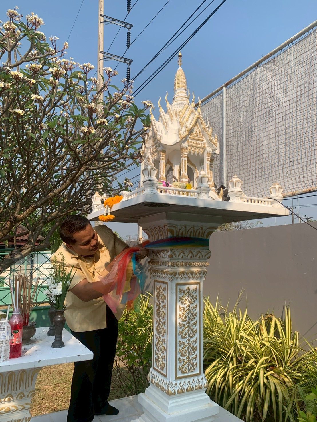 title - ส.ป.ก.กาฬสินธุ์ ร่วมใจกันจัดกิจกรรมสืบสานประเพณีสงกรานต์ เนื่องในโอกาสวันขึ้นปีใหม่ไทย ประจำปี 2569 ณ ห้องประชุม สำนักงานการปฏิรูปที่ดินจังหวัดกาฬสินธุ์ (ชั้น 2 )