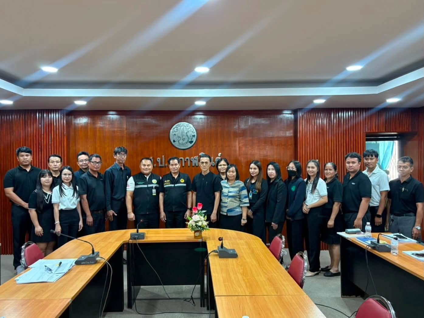 ส.ป.ก.กาฬสินธุ์ ร่วมประชุมตรวจราชการและติดตามความก้าวหน้าผลการดำเนินงานตามแผนการตรวจราชการของผู้ตรวจราชการสำนักงานการปฏิรูปที่ดินเพื่อเกษตรกรรม ประจำปีงบประมาณ พ.ศ. 2569 รอบที่ 2 เขตตรวจราชการที่ 12 จังหวัดกาฬสินธุ์