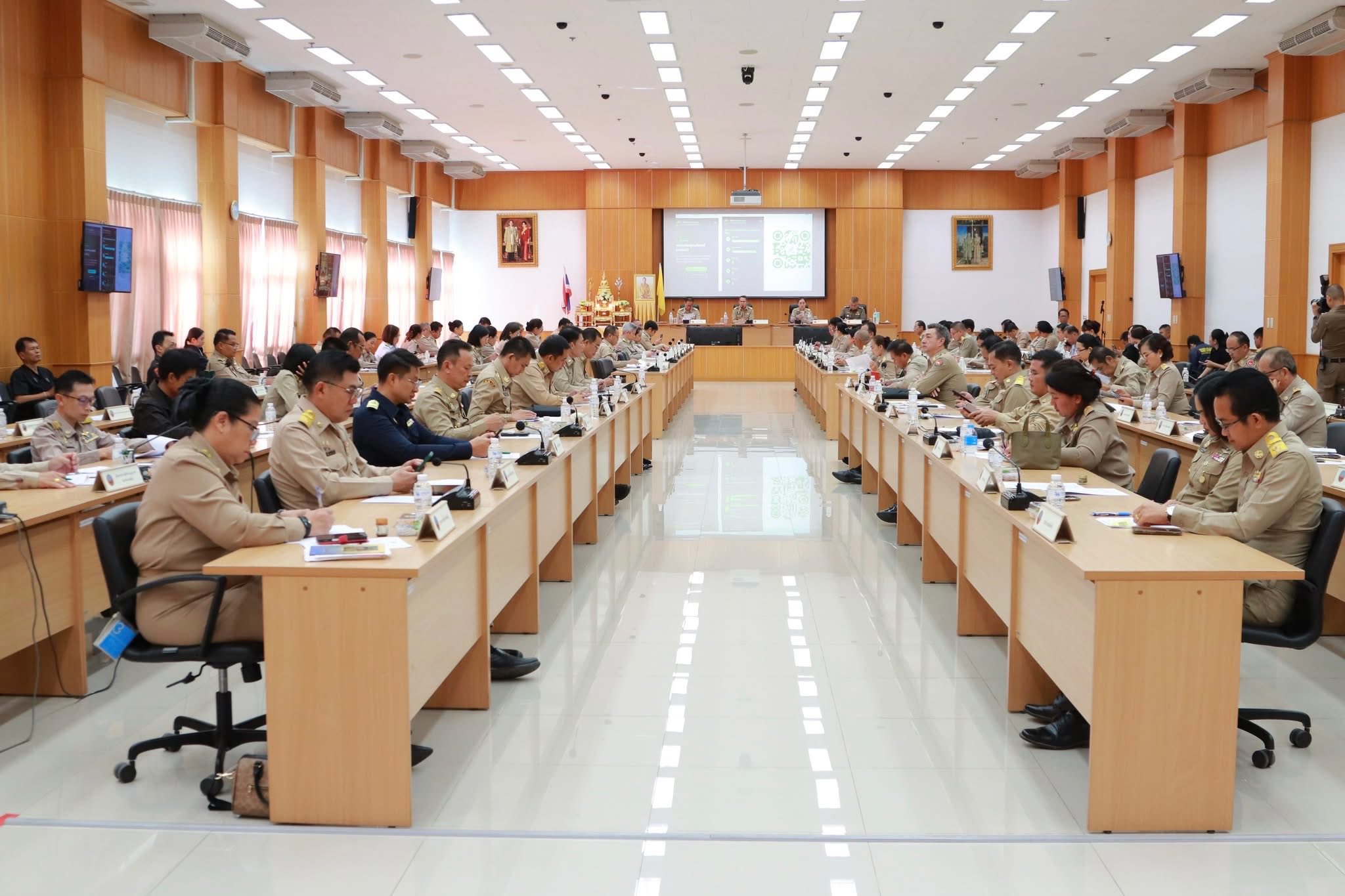 ส.ป.ก.กาฬสินธุ์ ร่วมการประชุม “คณะกรมการจังหวัด และหัวหน้าส่วนราชการจังหวัดกาฬสินธุ์“ ครั้งที่ 12/2568