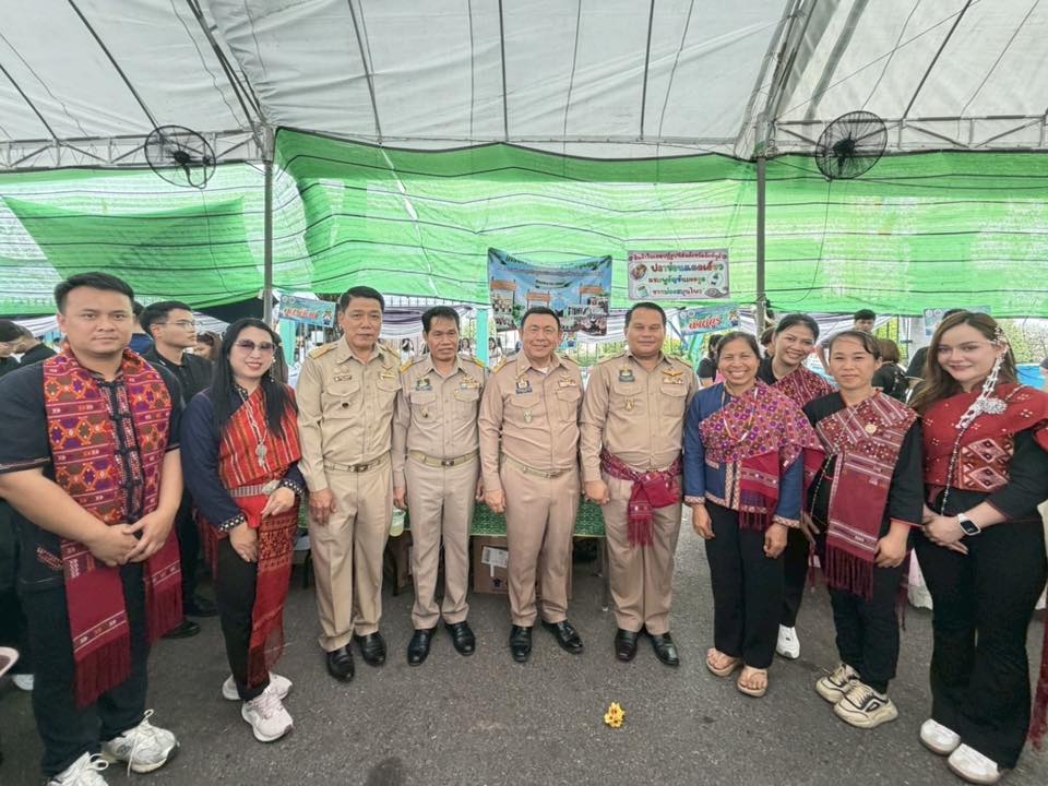 ส.ป.ก.กาฬสินธุ์ ร่วมวันคล้ายวันสถาปนากรมสำนักงานการปฏิรูปที่ดินเพื่อเกษตรกรรม (ส.ป.ก.) ครบรอบ 51 ปี