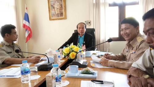 นายวีระพงษ์ พลธิรักษา ผู้ตรวจราชการ ส.ป.ก. ประชุมตรวจติดตามงานตามแผนงาน/โครงการ และภารกิจตามนโยบายของ ส.ป.ก. ประจำปีงบประมาณ 2562 (รอบที่ 1)