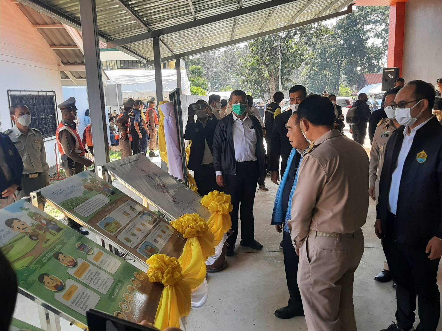 ส.ป.ก.ลำปาง ร่วมให้การต้อนรับรองนายกรัฐมนตรี (พลเอกประวิตร วงษ์สุวรรณ)   ในโอกาสเดินทางมาตรวจราชการในพื้นที่จังหวัดลำปาง
