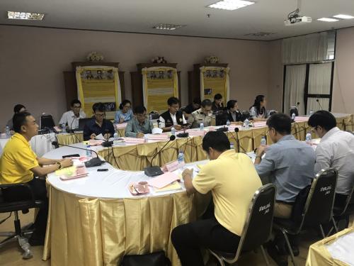 นางสาวอรณัชชา สุวรรณชัย ปฏิรูปที่ดินจังหวัดลำปาง ร่วมประชุมคณะทำงานพิจารณาการสำรวจ ตรวจสอบ ประเมินราคาที่ดินและทรัพย์สินและอนุมัติการจ่ายเงินราคาที่ดินและทรัพย์สินของราษฎรอพยพ 5 หมู่บ้าน ระดับจังหวัด 