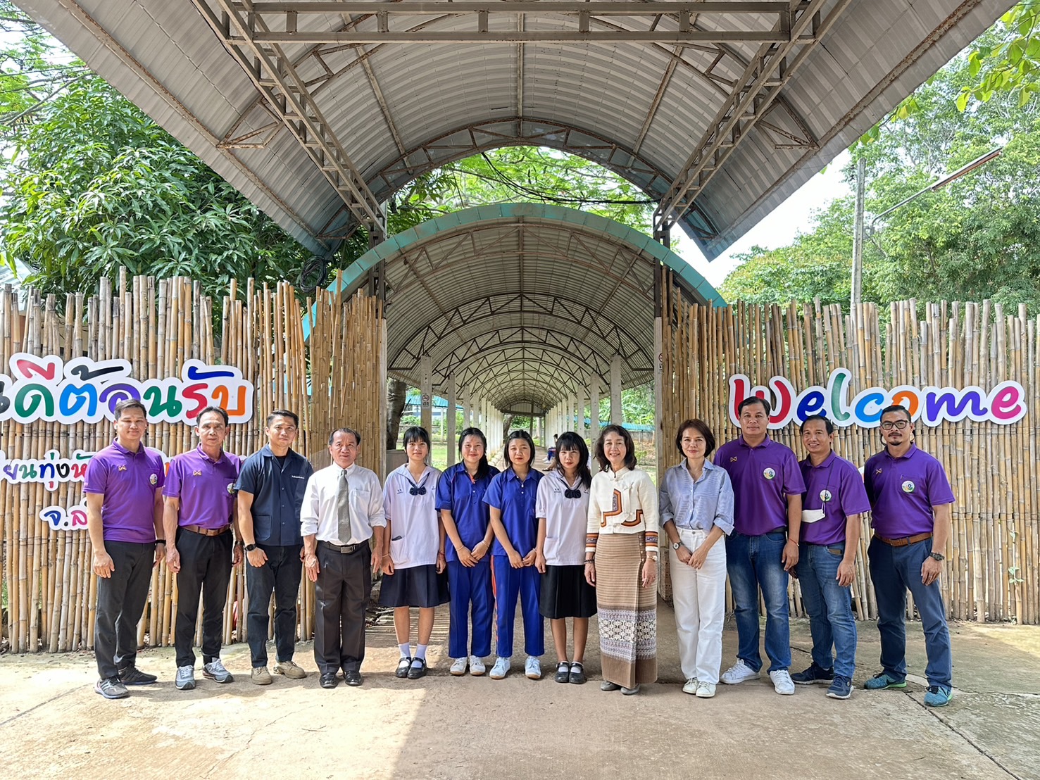 ปฏิรูปที่ดินจังหวัดลำพูนลงพื้นที่เขตปฏิรูปที่ดินอำเภอทุ่งหัวช้างเพื่อประสานผู้นำชุมชนภายใต้กิจกรรมจัดที่ดินและโครงการอนุรักษ์พันธุกรรมพืชอันเนื่องมาจากพระราชดำริฯ