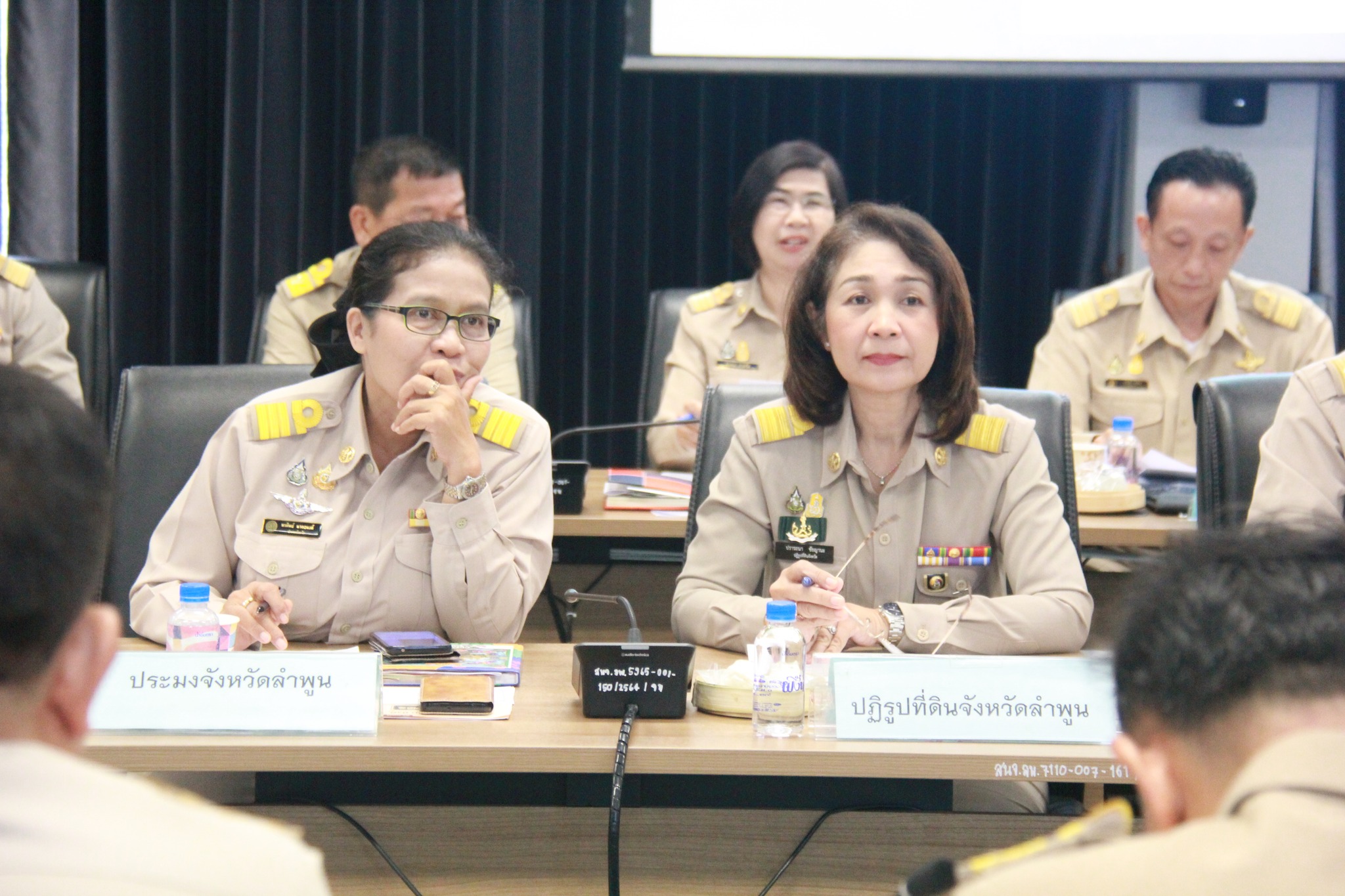 ปฏิรูปที่ดินจังหวัดลำพูน ร่วมการประชุมกรมการจังหวัดฯ ลำพูน เพื่อติดตามผลการดำเนินงานขับเคลื่อนงานตามนโยบายของรัฐบาลและแผนการพัฒนาจังหวัด