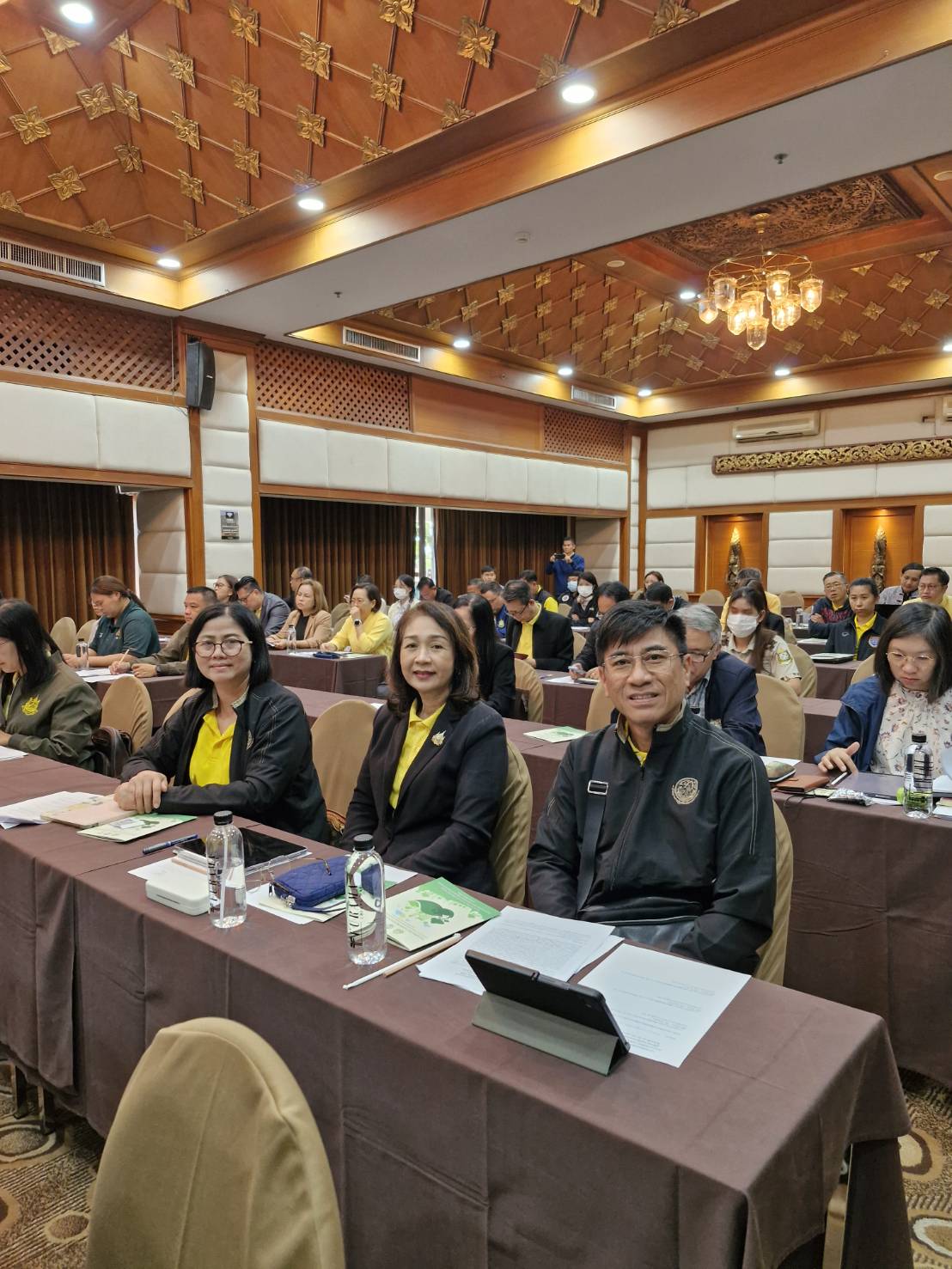 ปฏฺิรูปที่ดินจังหวัดลำพูนร่วมการสัมมนาเพื่อรับฟังความคิดเห็นต่อร่างแผนผังภูมินิเวศภาคเหนือและเสริมสร้างความรู้ความเข้าใจเพื่อขับเคลื่อนสู่การปฏิบัติ ซึ่งจัดโดยสำนักงานนโยบายและแผนทรัพยากรธรรมชาติและสิ่งแวดล้อม