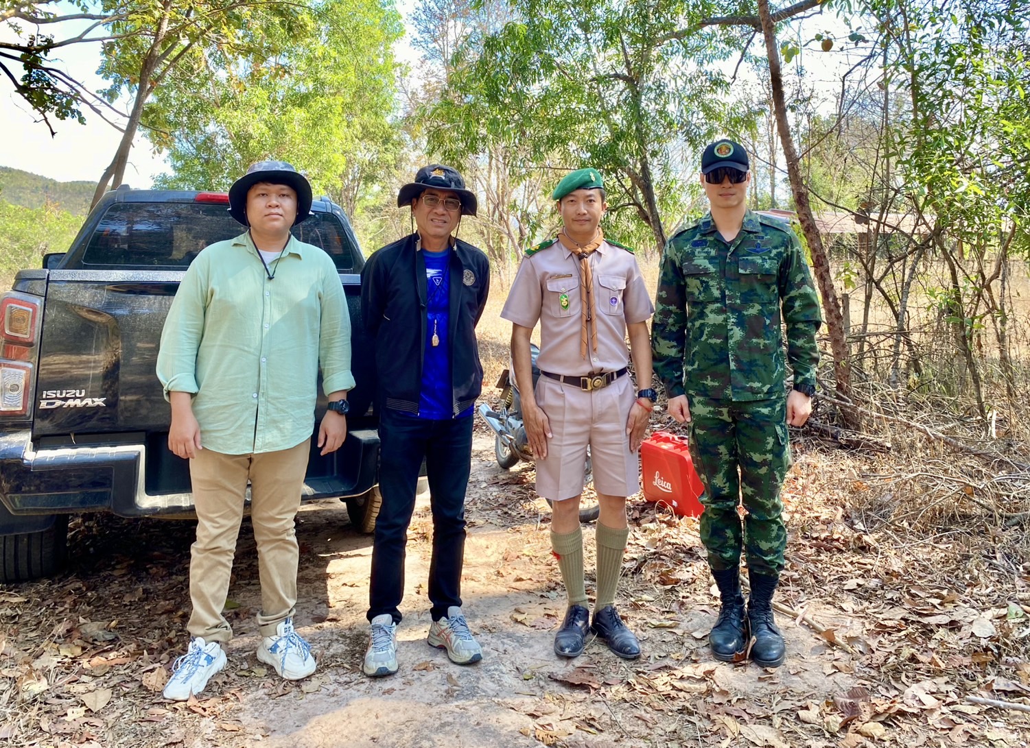 ส.ป.ก.ลำพูน ร่วมลงพื้นที่สำรวจแนวเขตที่ดินของรัฐแบบบูรณาการมาตราส่วน 1 : 4,000 One Map ร่วมกับเจ้าหน้าที่กรมแผนที่ทหาร ในพื้นที่จังหวัดลำพูน