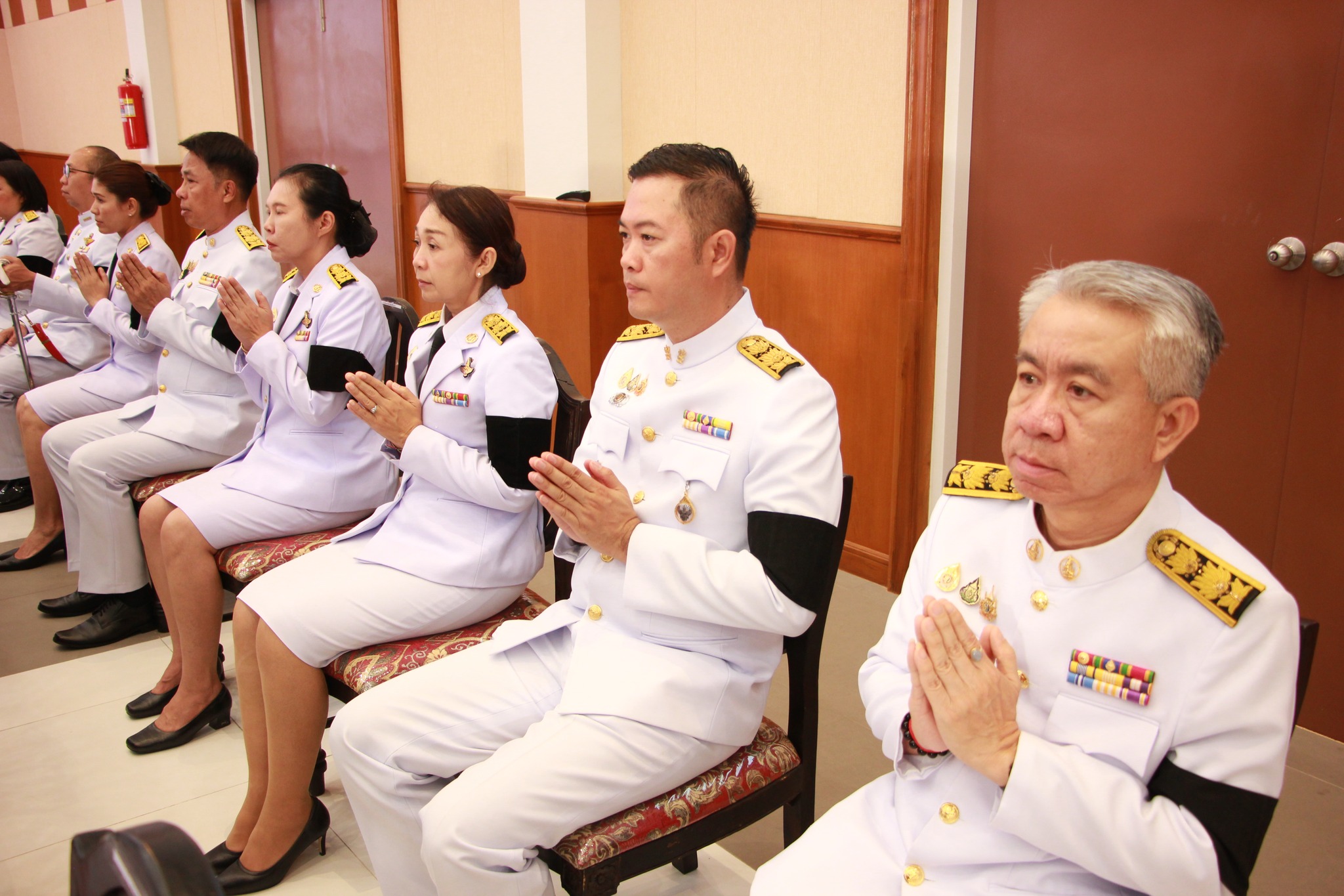 title - ปฏิรูปที่ดินจังหวัดลำพูน ร่วมประกอบพิธีบำเพ็ญกุศลในวาระครบ 100 วัน (สตมวาร) แห่งการสวรรคต เพื่อถวายพระราชกุศล สมเด็จพระนางเจ้าสิริกิติ์ พระบรมราชินีนาถ พระบรมราชชนนีพันปีหลวง