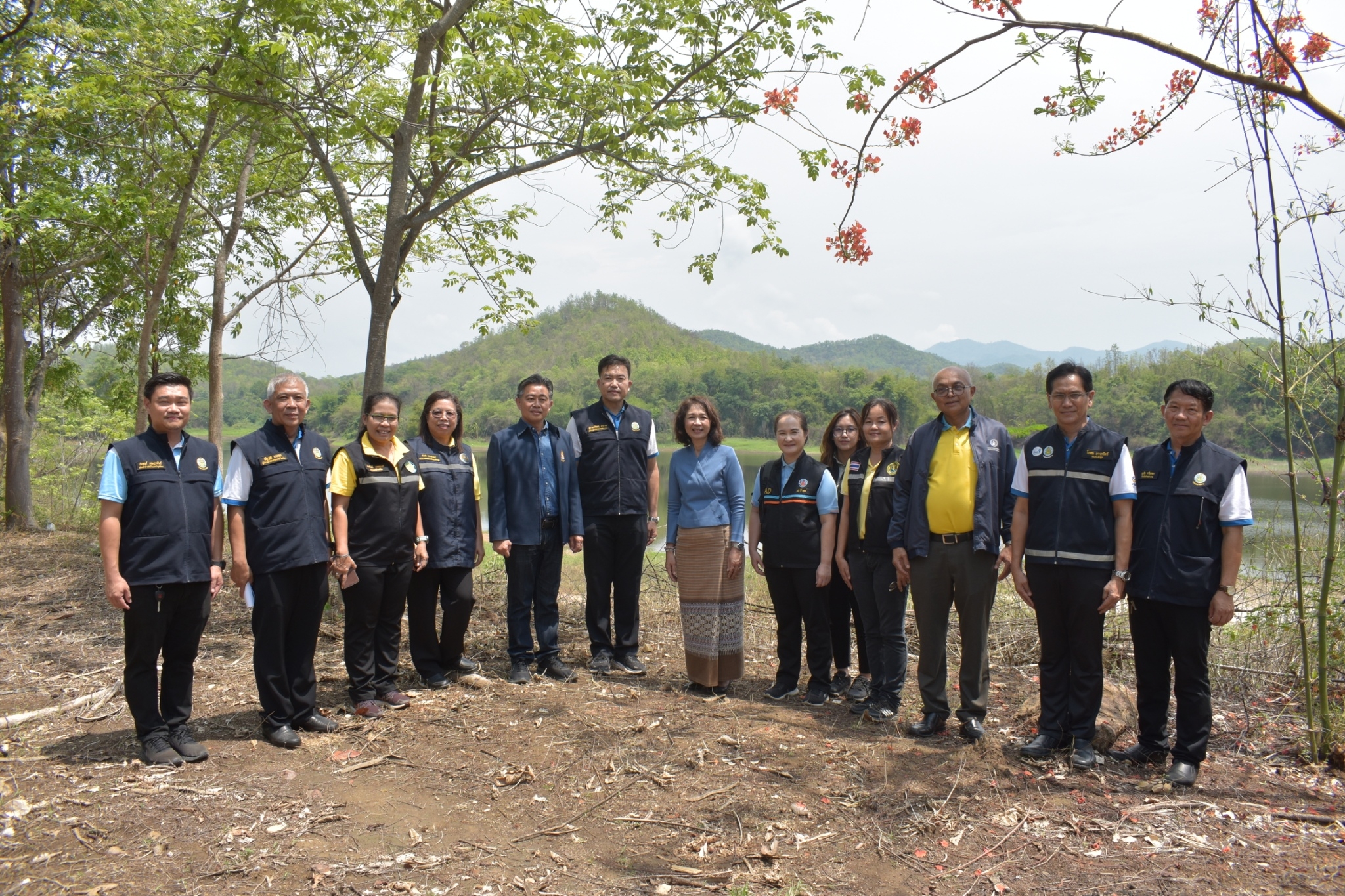title - สำนักงานคณะกรรมการพิเศษเพื่อประสานงานโครงการอันเนื่องมาจากพระราชดำริ ลงพื้นที่ติดตามผลการดำเนินงานโครงการพัฒนาพื้นที่ลุ่มน้ำแม่อาวอันเนื่องมาจากพระราชดำริ จังหวัดลำพูน