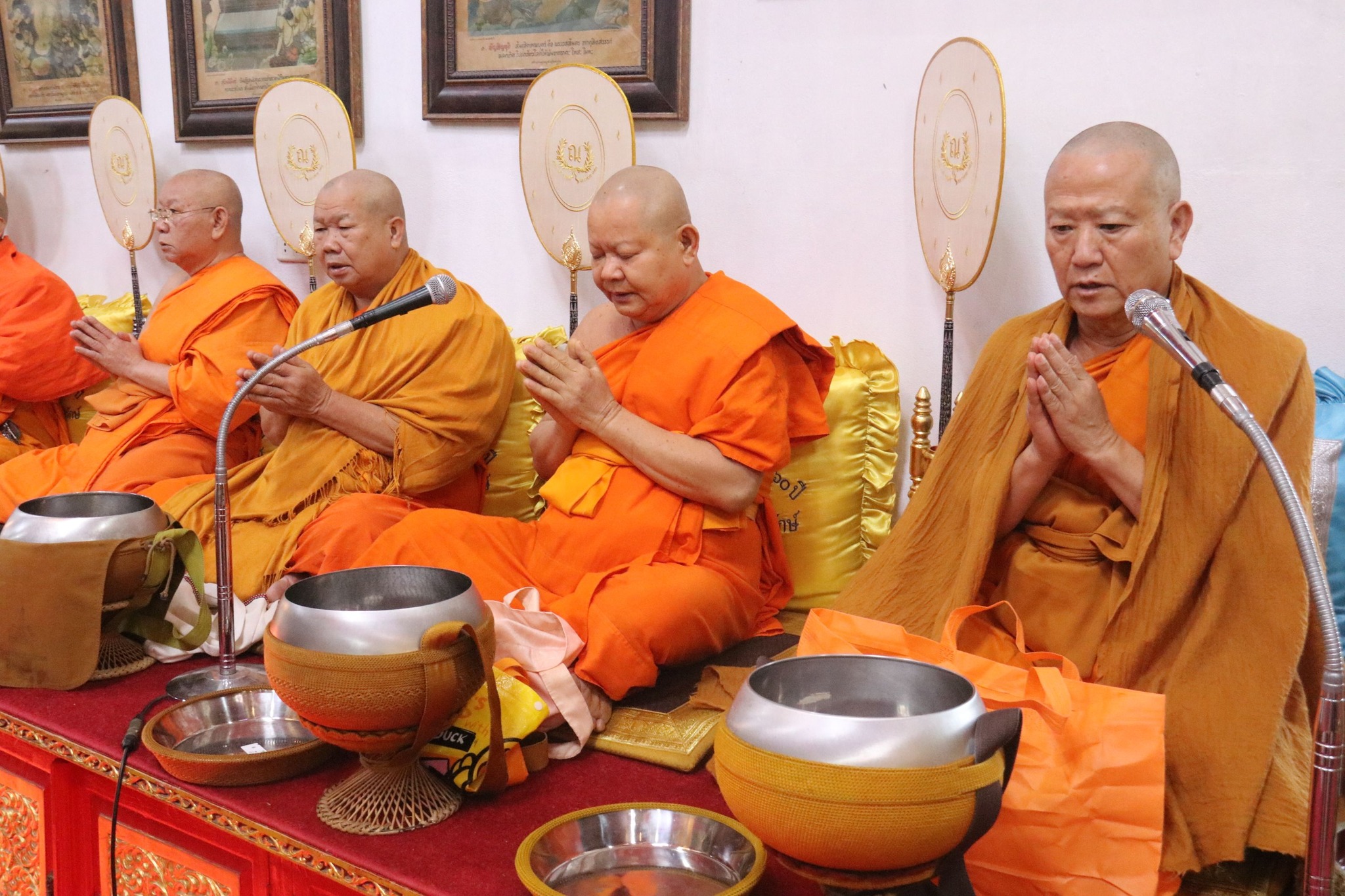 title - ข้าราชการและเจ้าหน้าที่ส.ป.ก.ลำพูน ร่วมกิจกรรมทางพุทธศาสนาเนื่องในวันมาฆบูชาประจำปี 2568  เพื่อความเป็นสิริมงคล