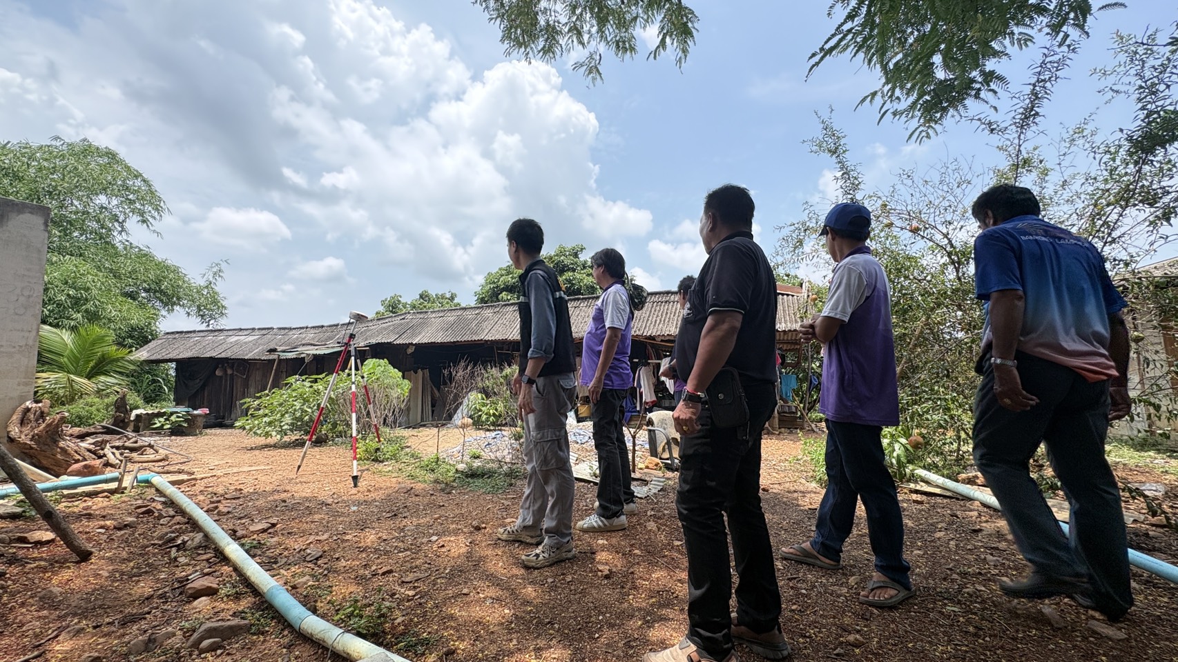title - ส.ป.ก.ลำพูน บูรณาการตรวจสอบเอกสารและรังวัดแปลงที่ดิน เพื่อสนับสนุนการพัฒนาโครงสร้างพื้นฐานด้านทรัพยากรน้ำในเขตปฏิรูปที่ดิน
