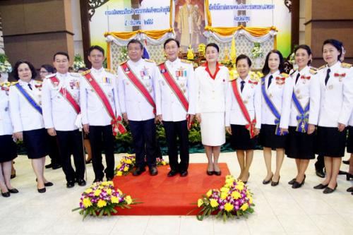 ส.ป.ก.ลำพูน ร่วมพิธี พิธีถวายเครื่องราชสักการะ จุดเทียนชัยถวายพระพรชัยมงคล และถวายราชสดุดีเฉลิมพระเกียรติ 