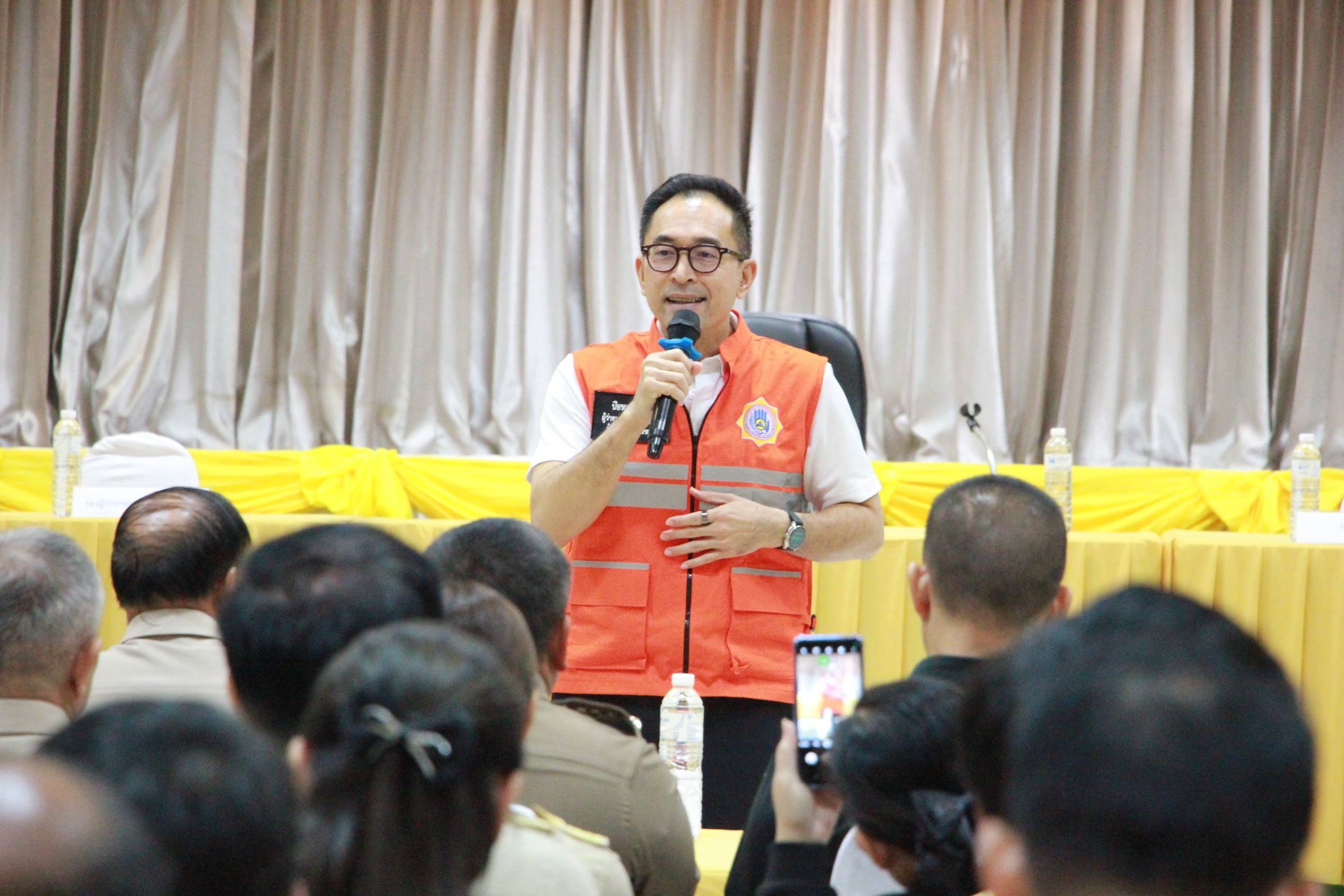 title - ปฏิรูปที่ดินจังหวัดลำพูน พร้อมด้วยส่วนราชการจังหวัดลำพูน ร่วมติดตามผู้ว่าราชการจังหวัดลำพูน ในการประชาสัมพันธ์และสร้างการรับรู้ นโยบายสำคัญของจังหวัดลำพูน 