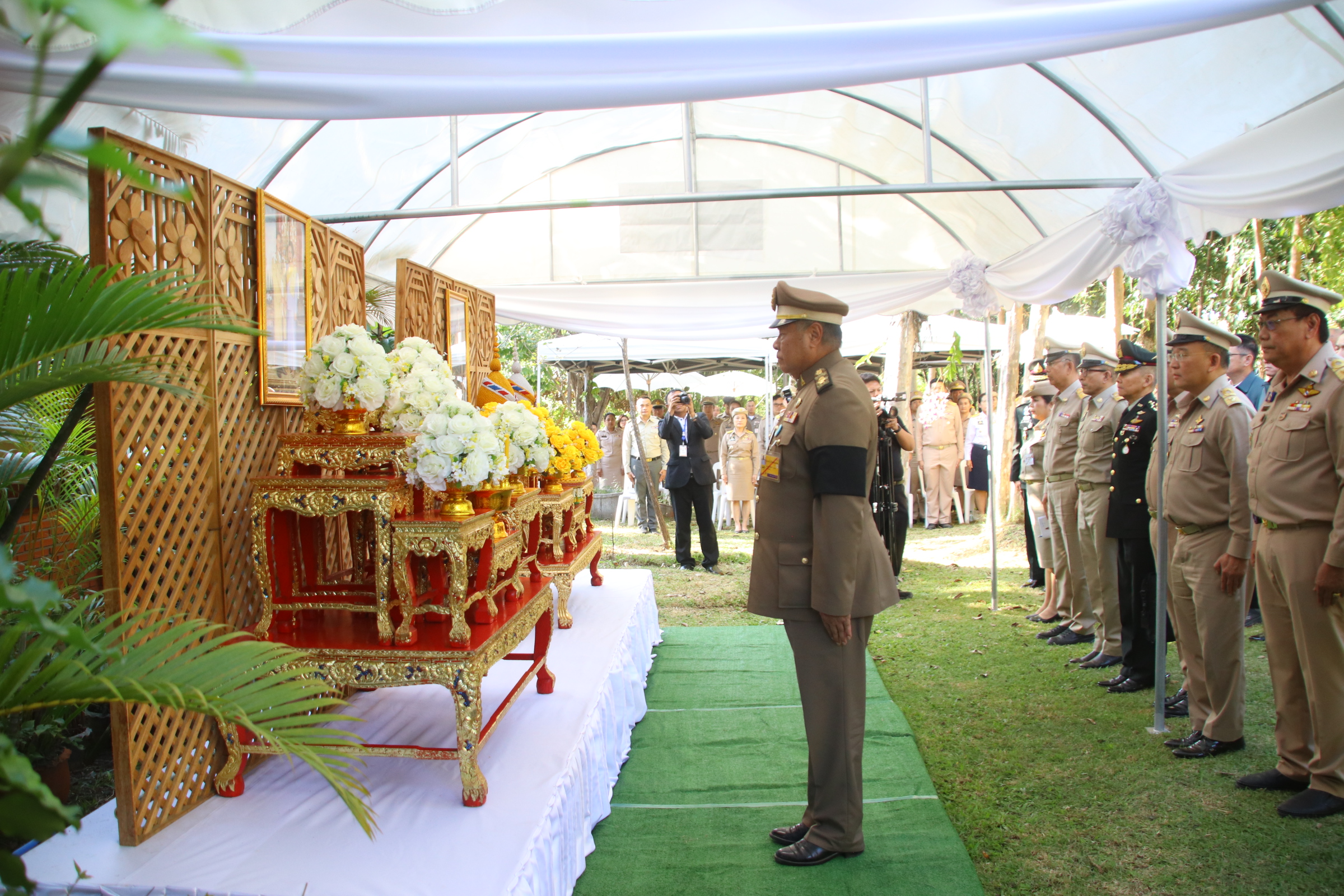 title - องคมนตรี ลงพื้นที่ติดตามและขับเคลื่อนโครงการพัฒนาพื้นที่ลุ่มน้ำแม่อาวอันเนื่องจากพระราชดำริ ตำบลนครเจดีย์ อำเภอป่าซาง จังหวัดลำพูน