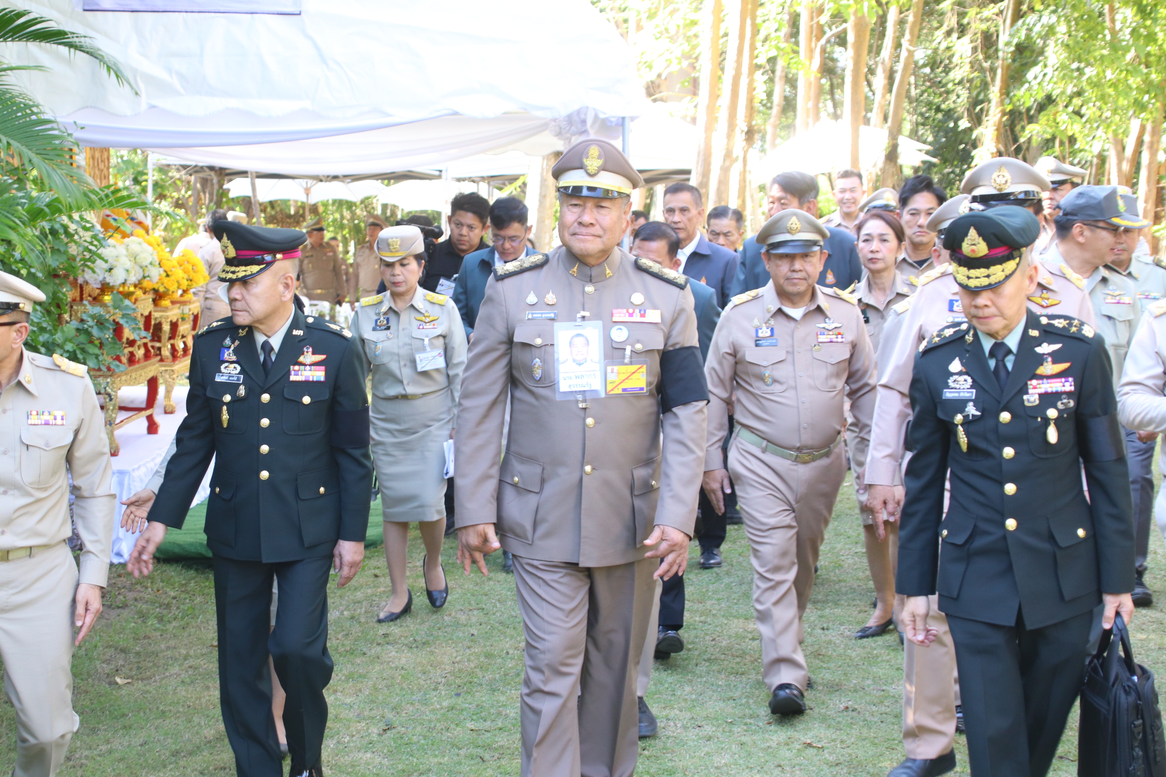 title - องคมนตรี ลงพื้นที่ติดตามและขับเคลื่อนโครงการพัฒนาพื้นที่ลุ่มน้ำแม่อาวอันเนื่องจากพระราชดำริ ตำบลนครเจดีย์ อำเภอป่าซาง จังหวัดลำพูน